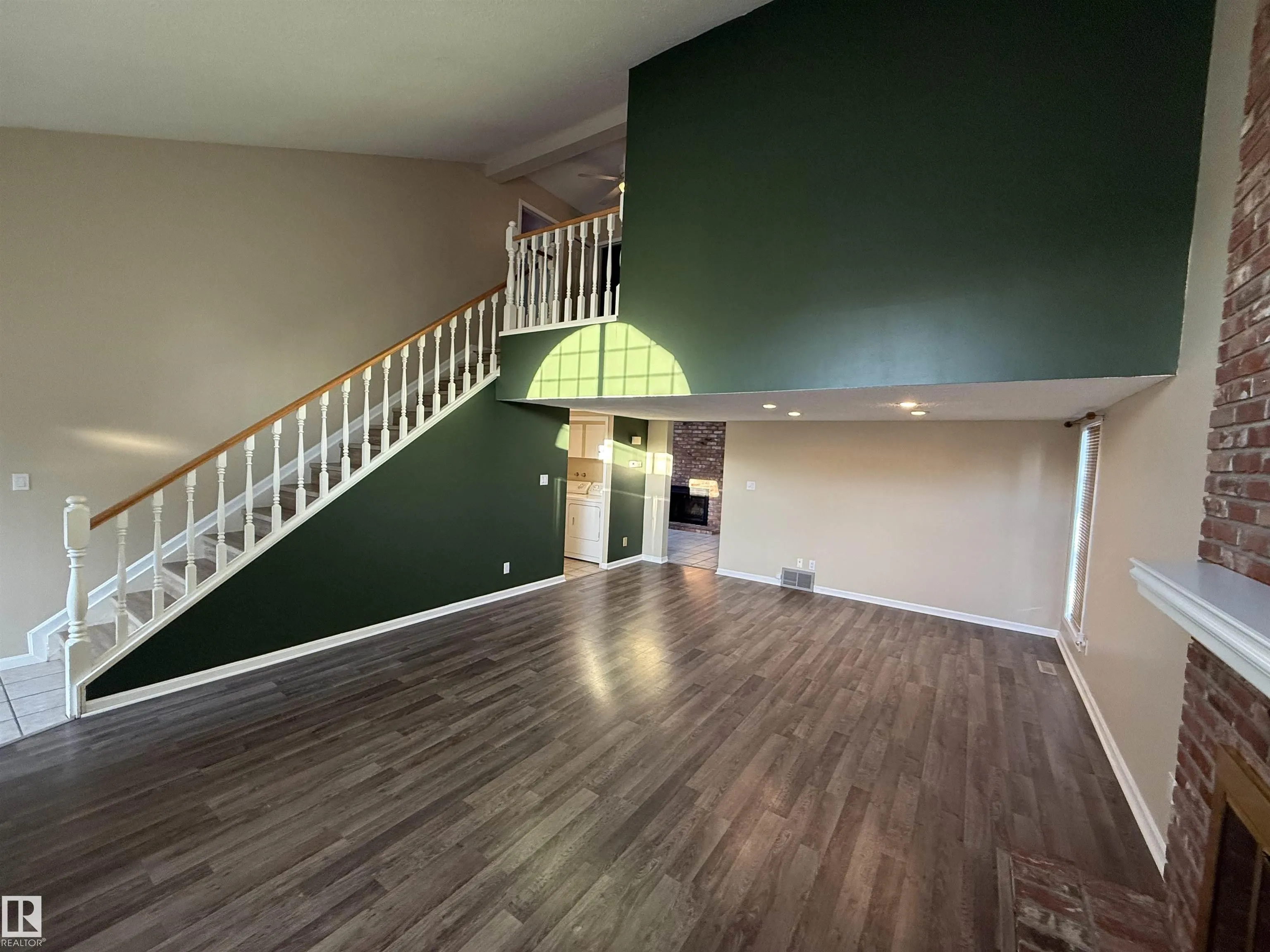 57 WOODCREST Avenue