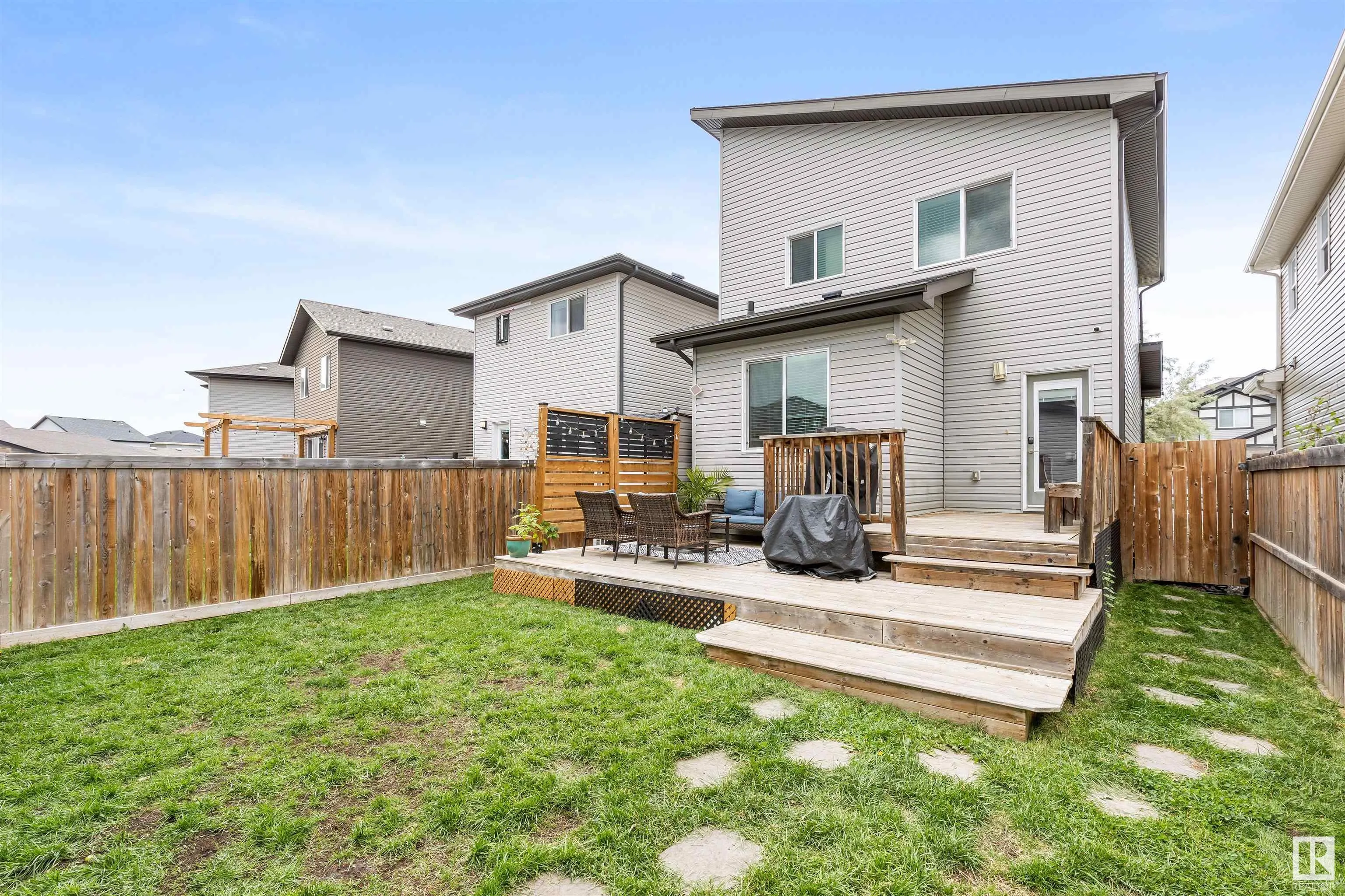 91 HUDSON Cove