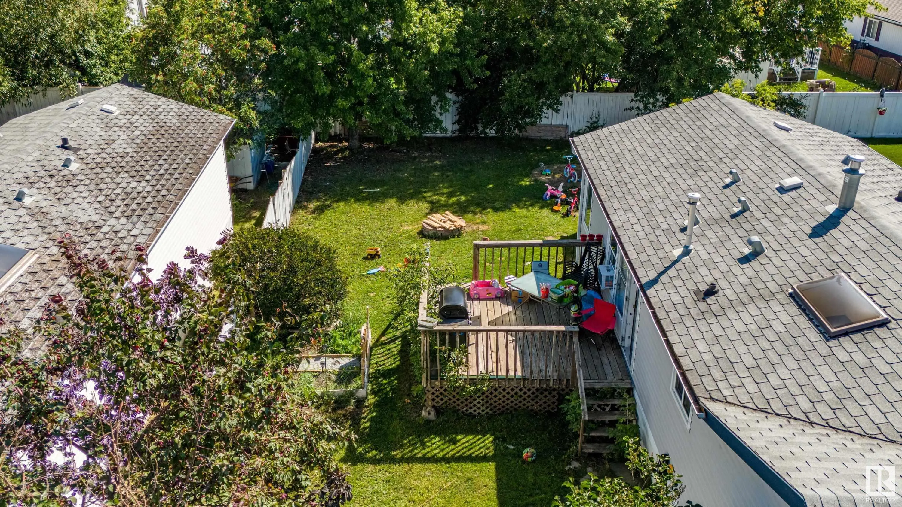 3018 Lakeview Drive