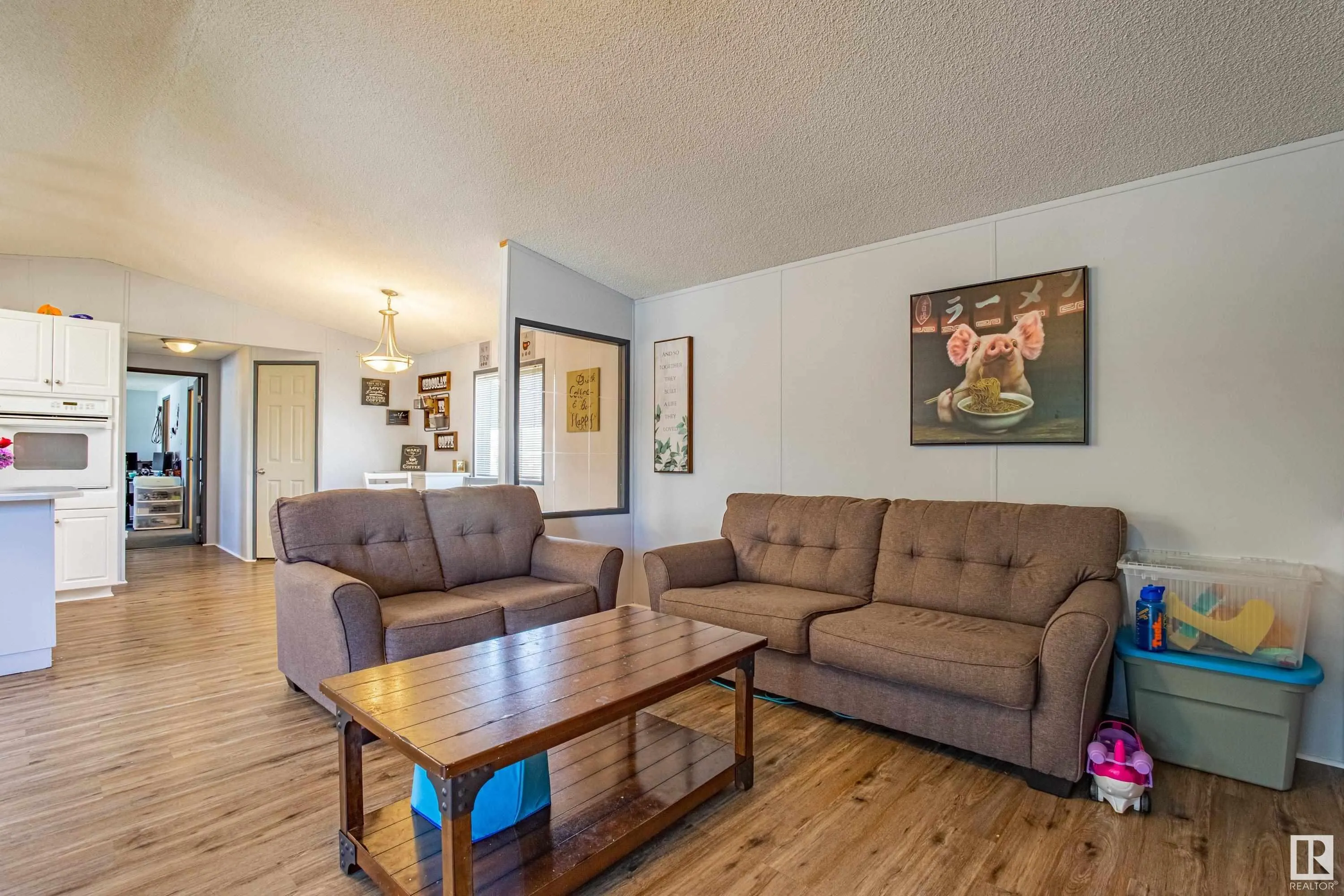 3018 Lakeview Drive