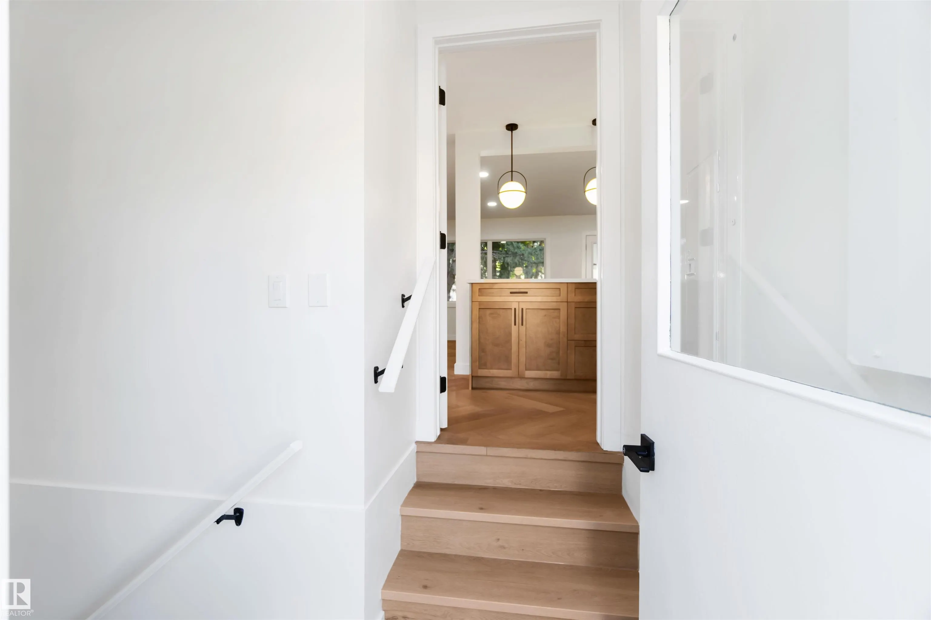 22 SUNNYSIDE Crescent