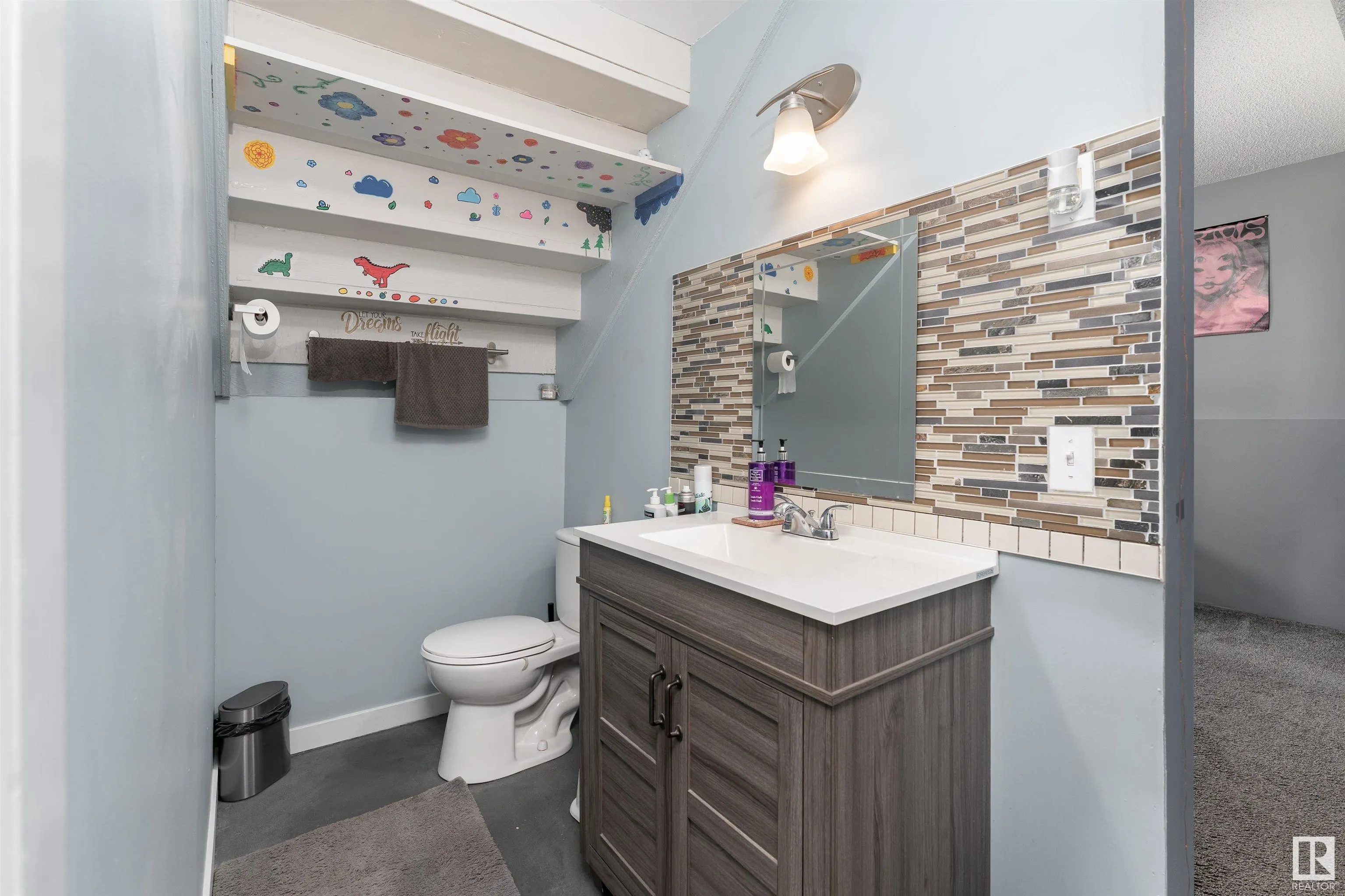 2228 PARKLAND Drive