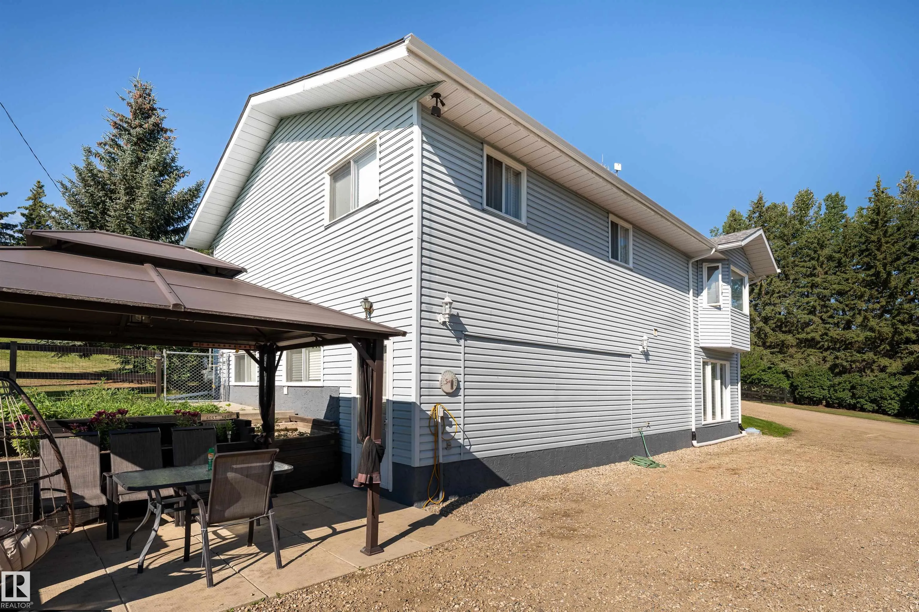 2228 PARKLAND Drive
