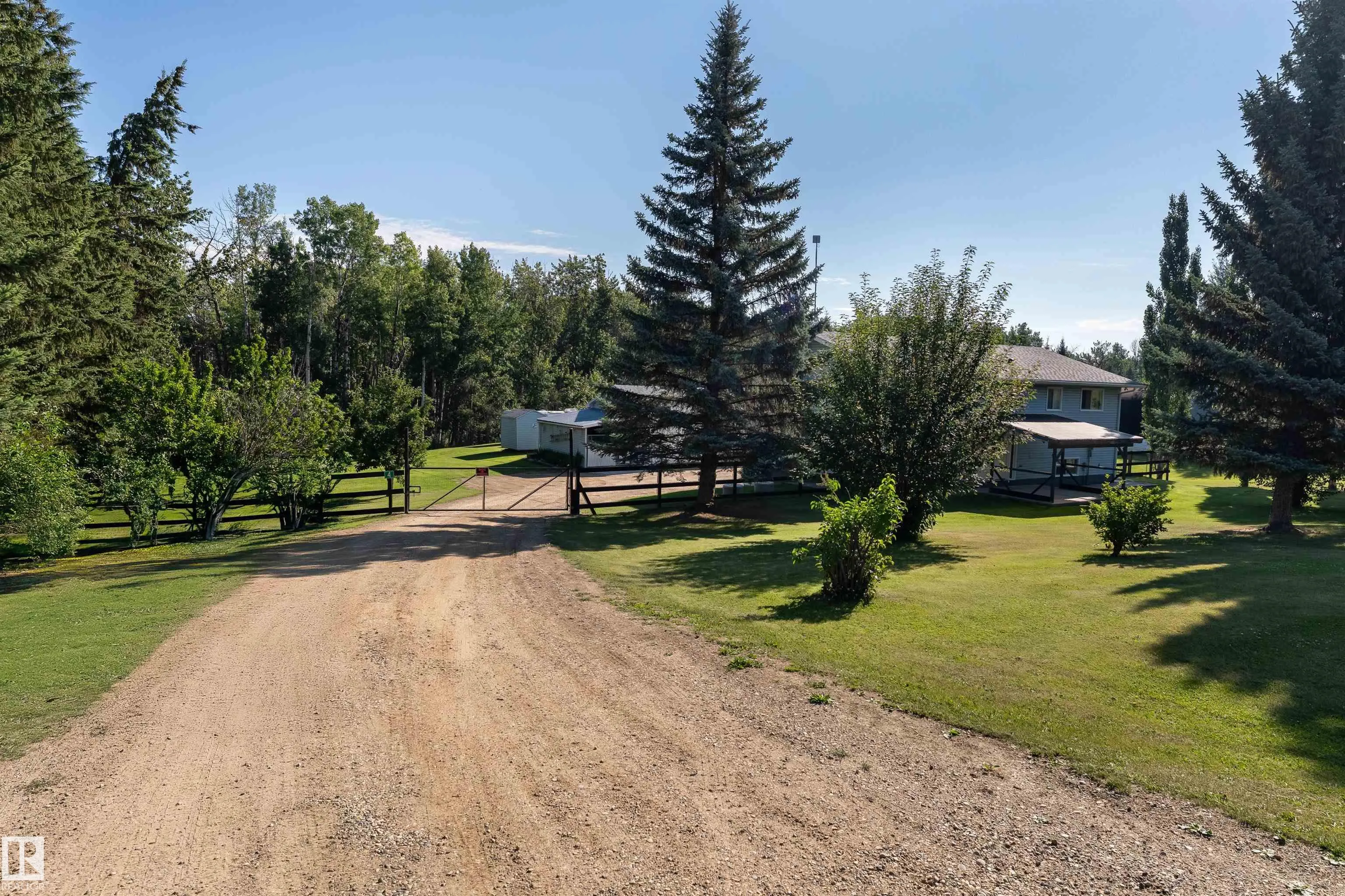 2228 PARKLAND Drive