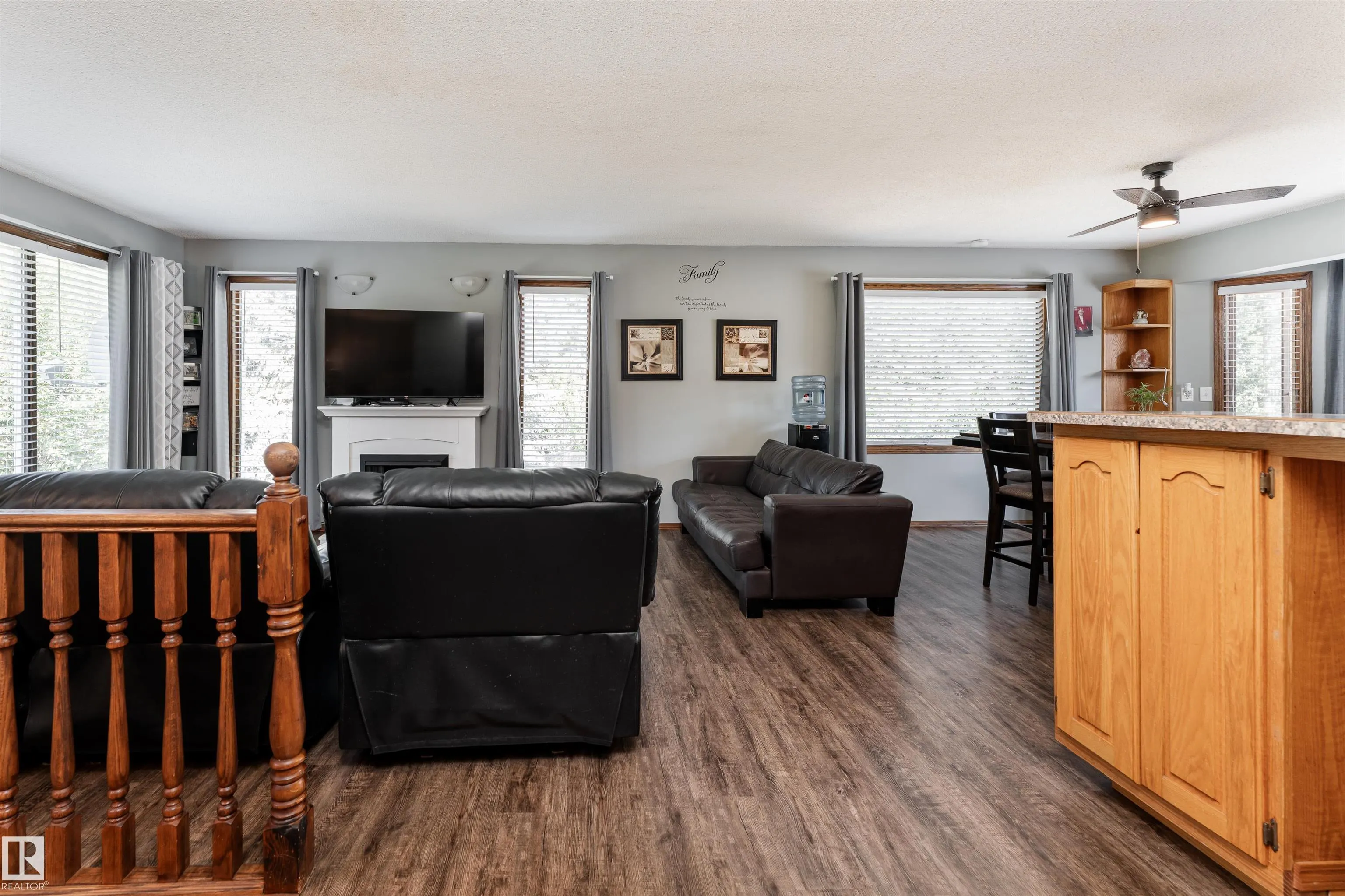 2228 PARKLAND Drive