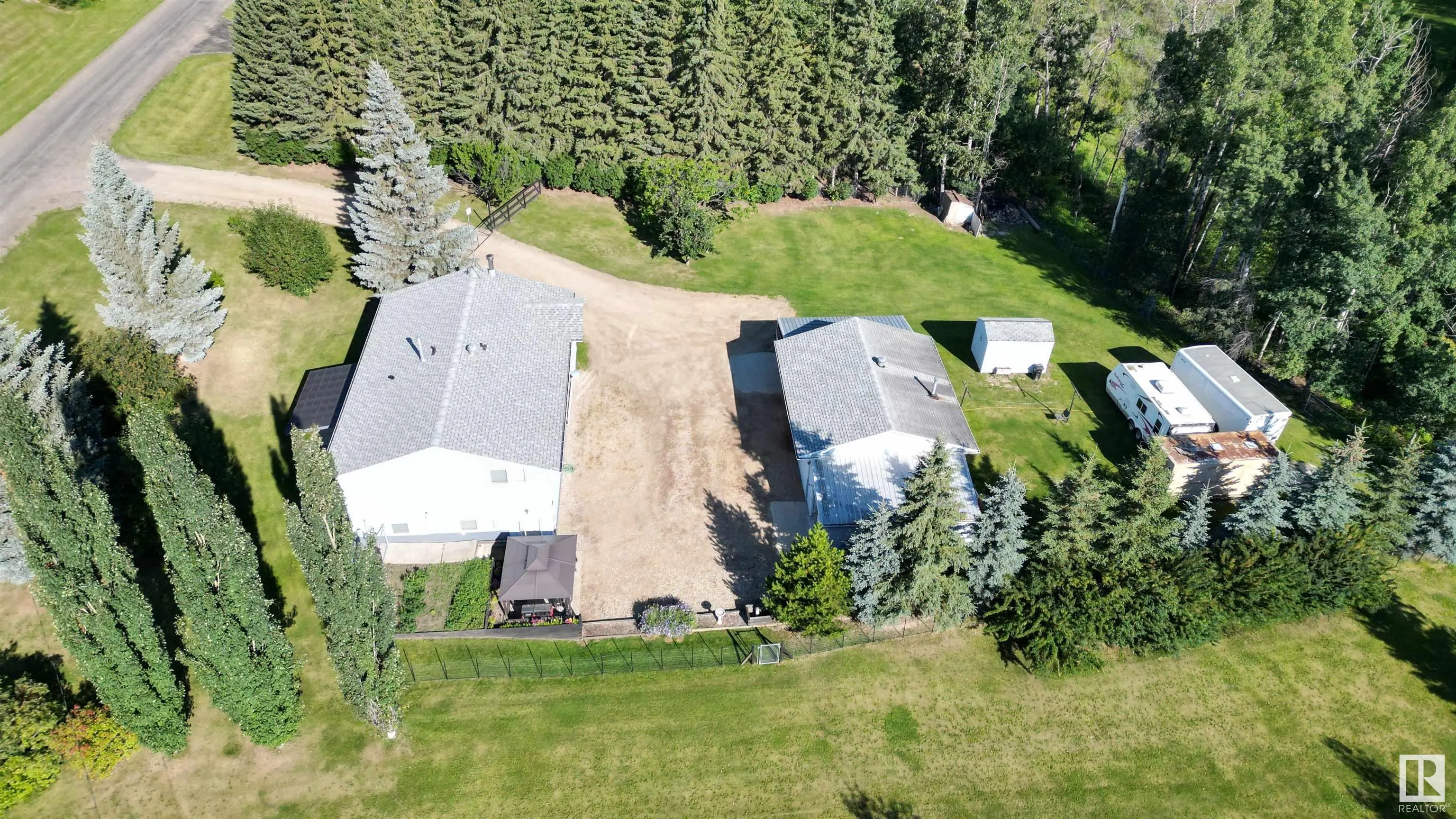 2228 PARKLAND Drive
