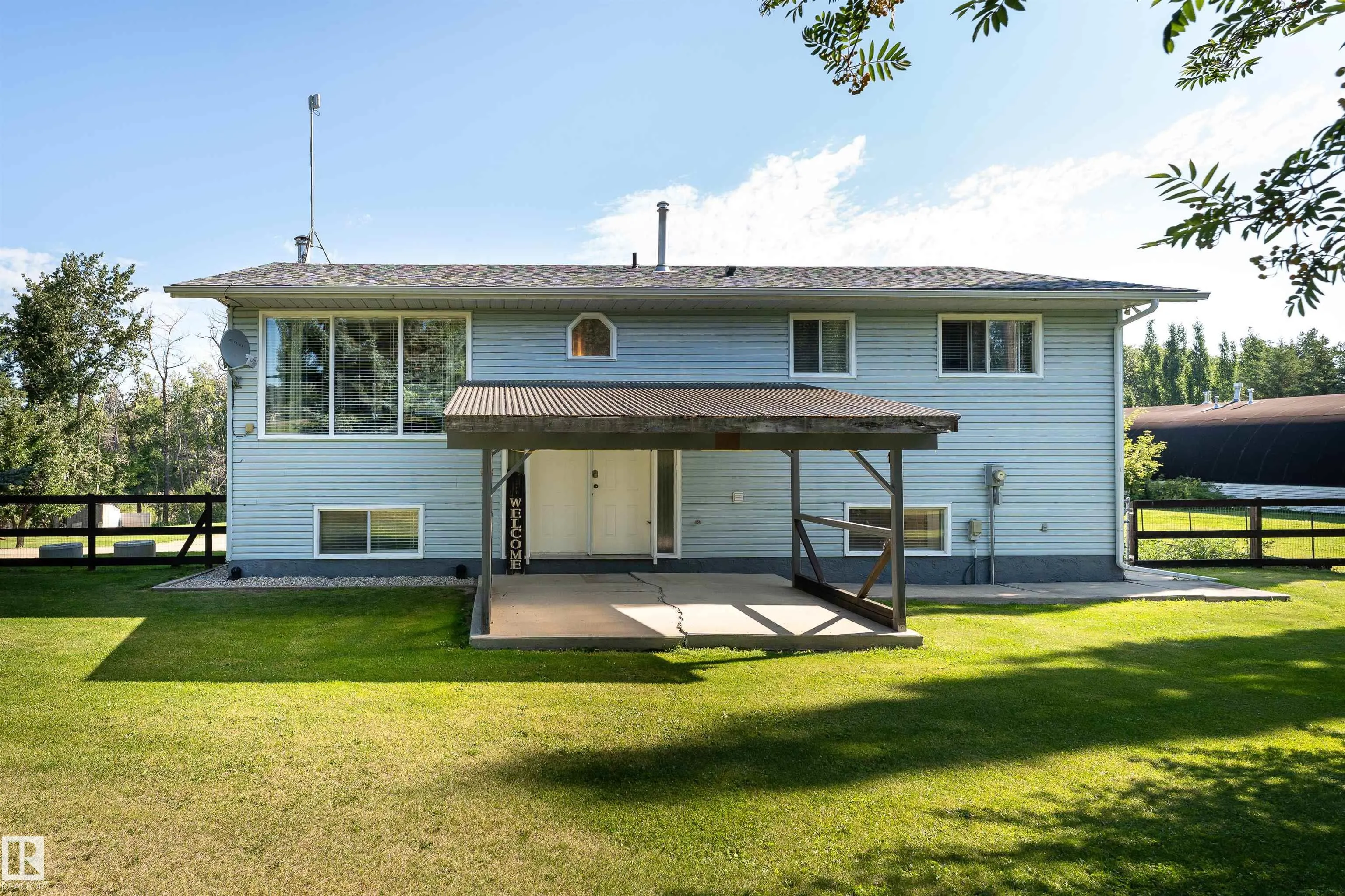 2228 PARKLAND Drive