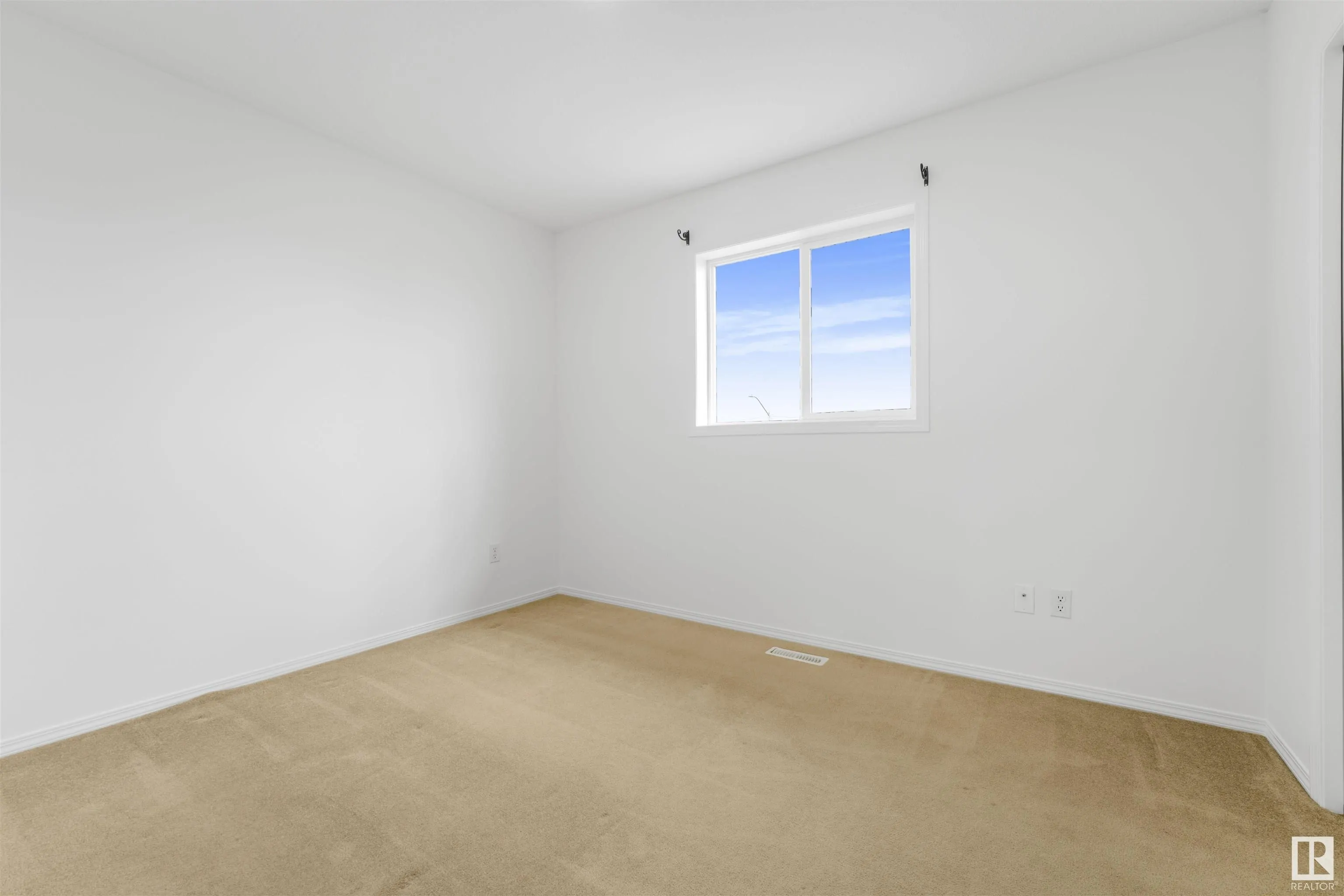 16703 113 Street