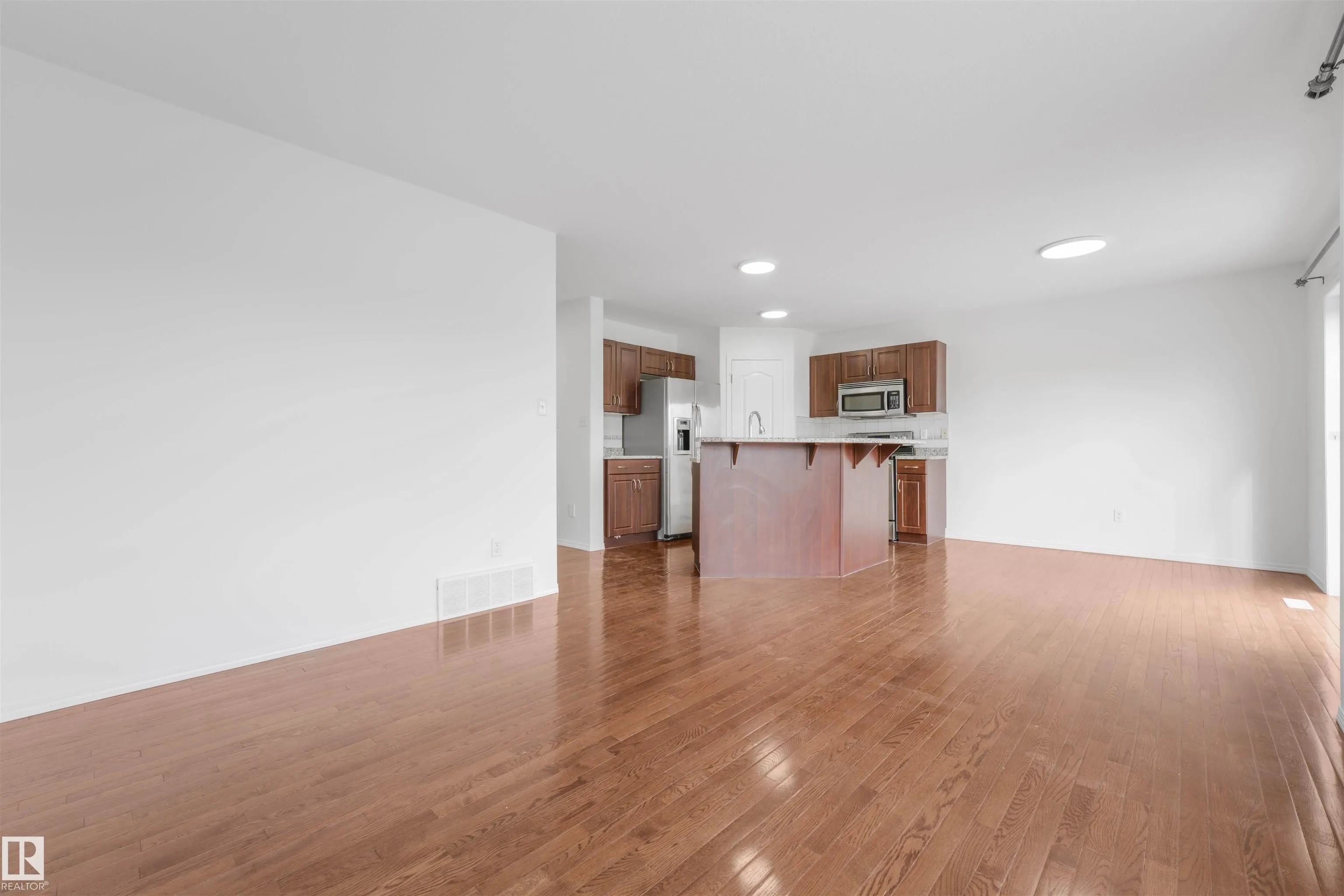 16703 113 Street