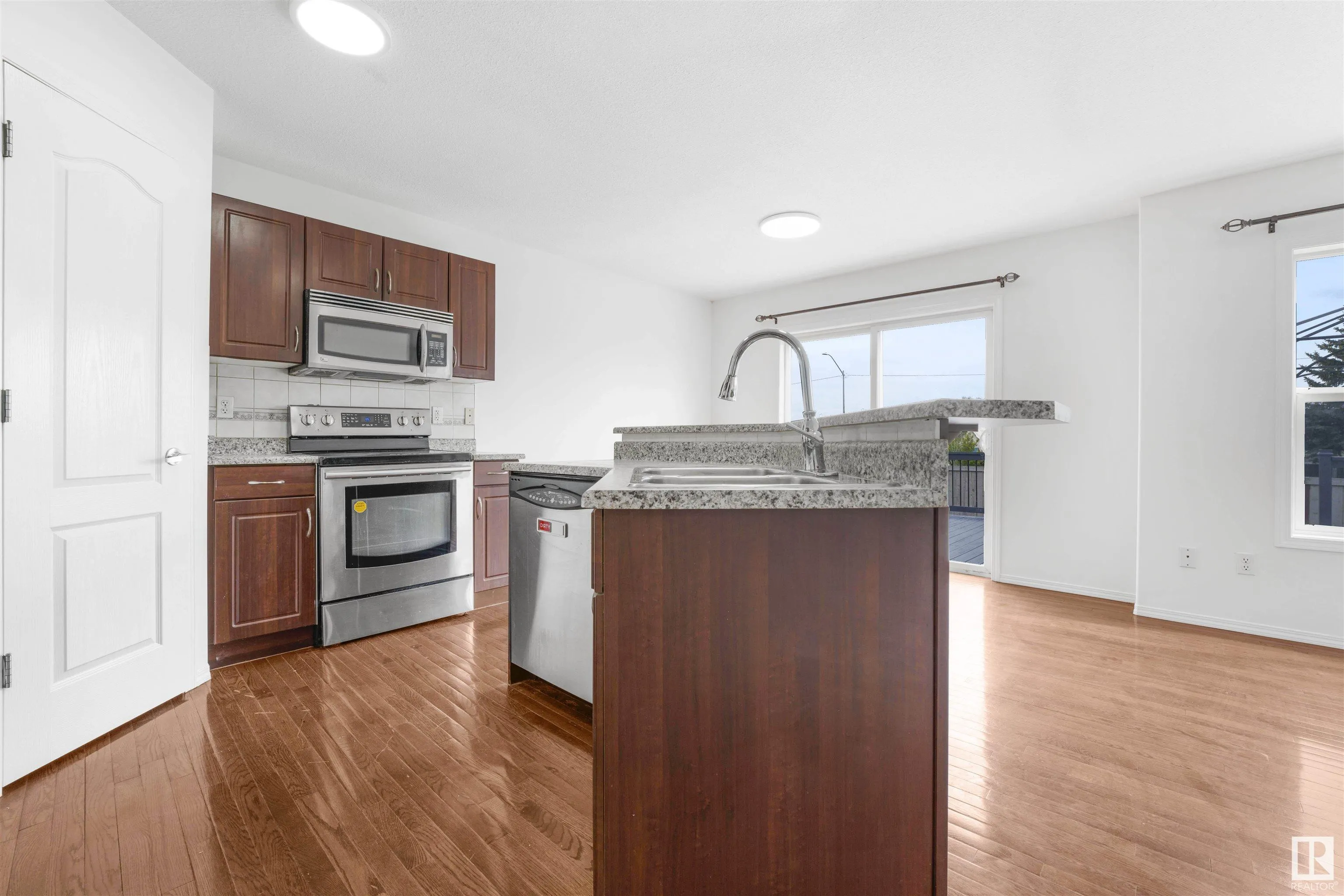 16703 113 Street