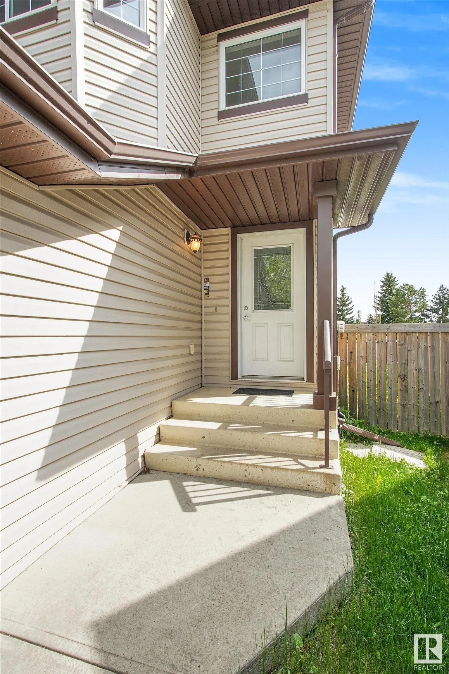 16703 113 Street