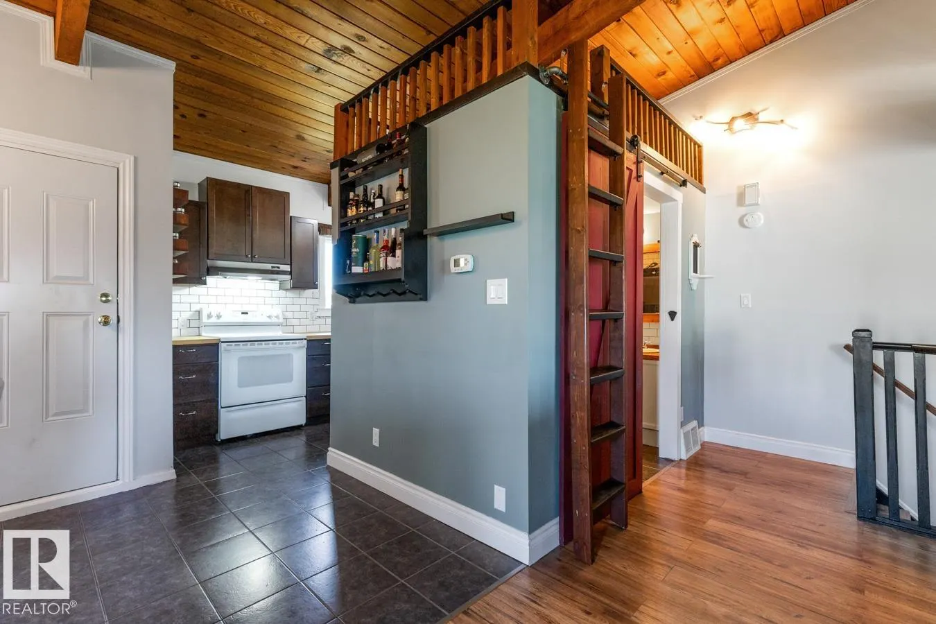37 NORTHWOODS Village