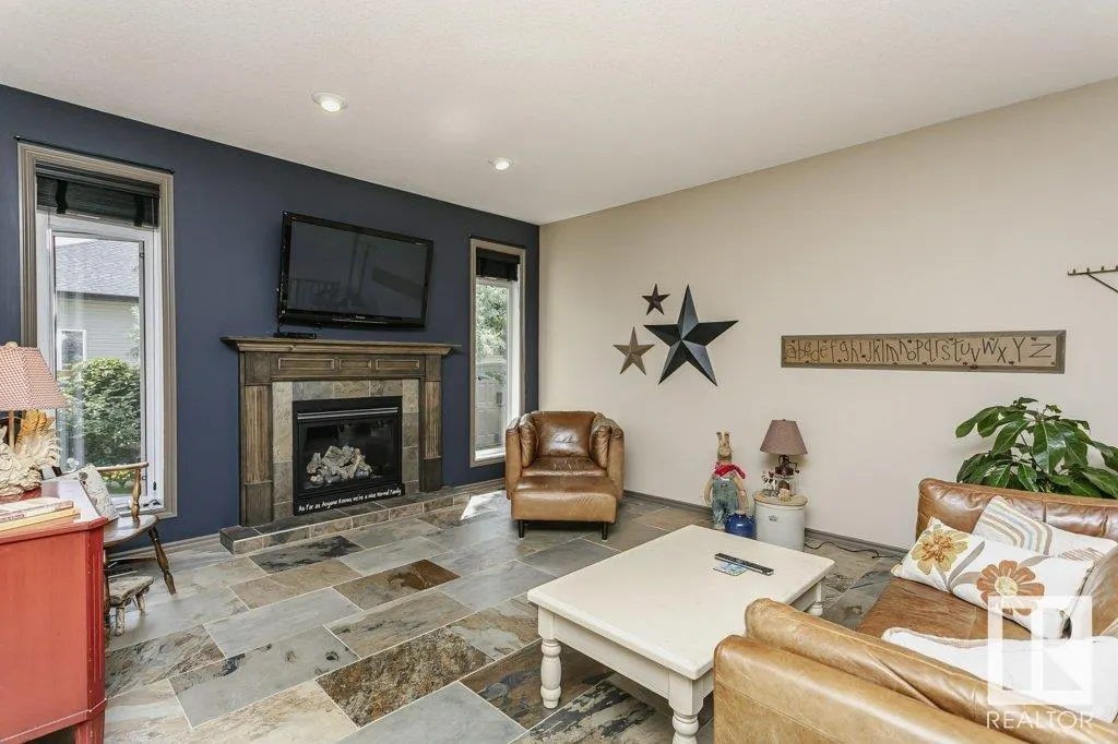 7 WALTERS Court