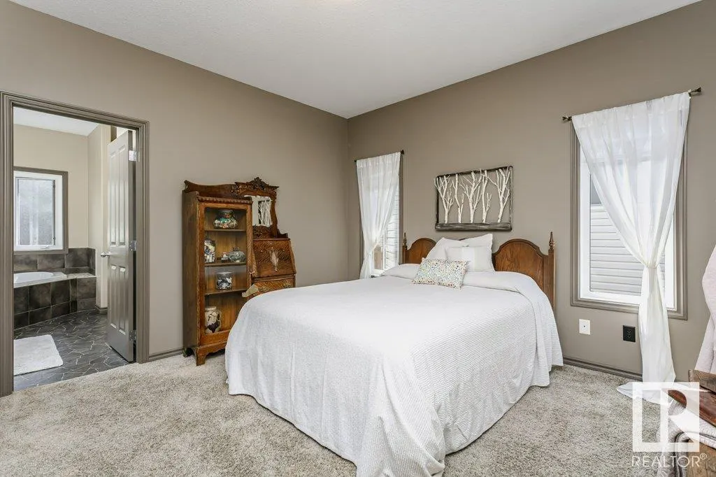 7 WALTERS Court