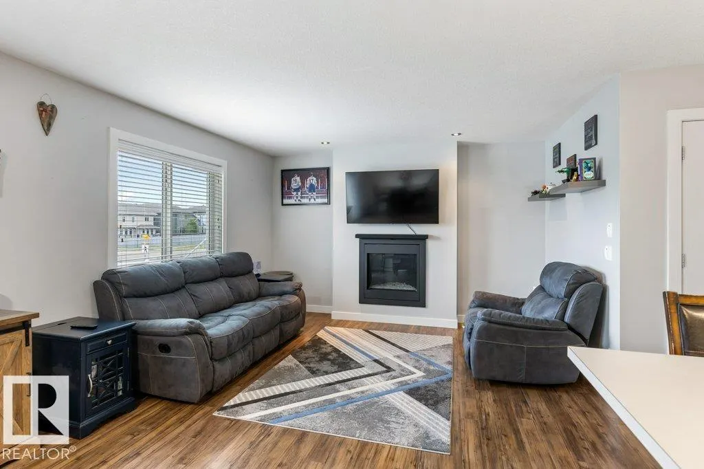 19 RICHMOND Link