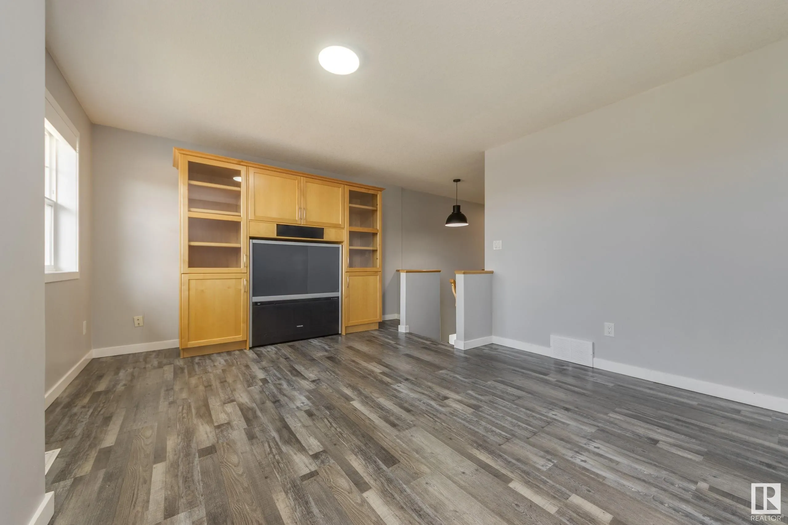 129 RIDGEBROOK Road