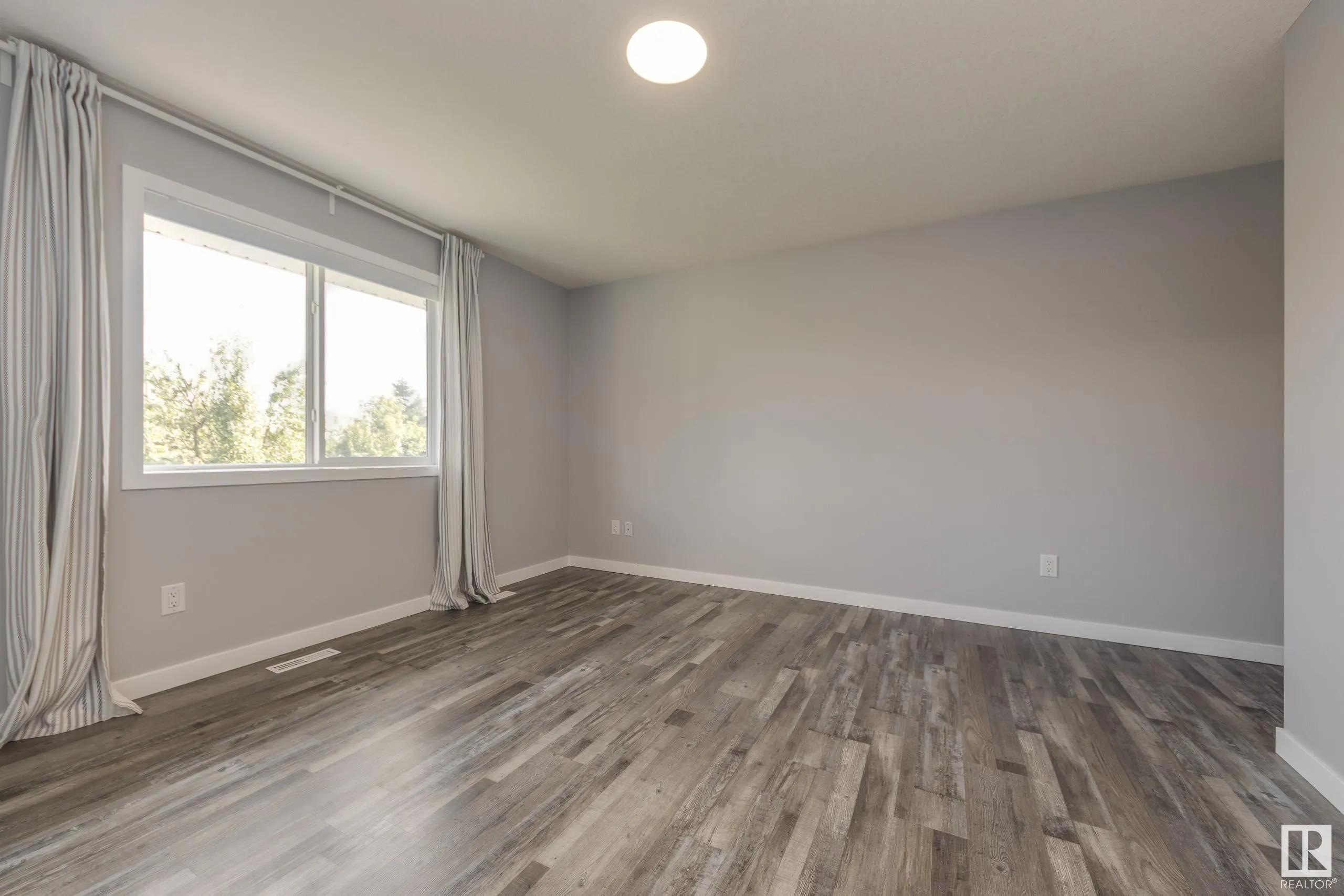 129 RIDGEBROOK Road