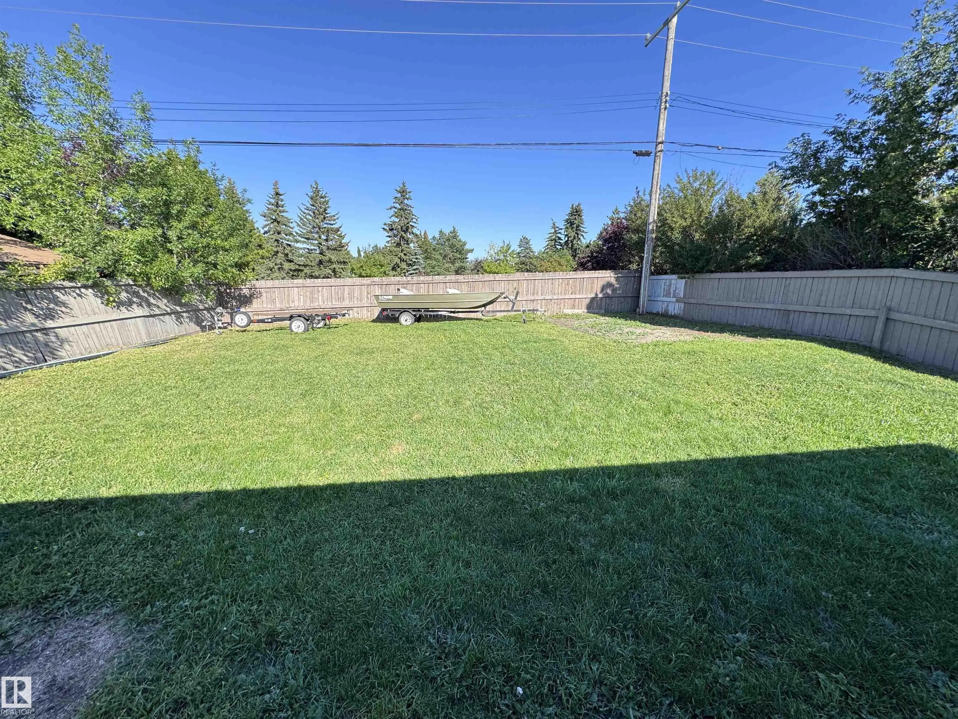 576 SAGE Crescent