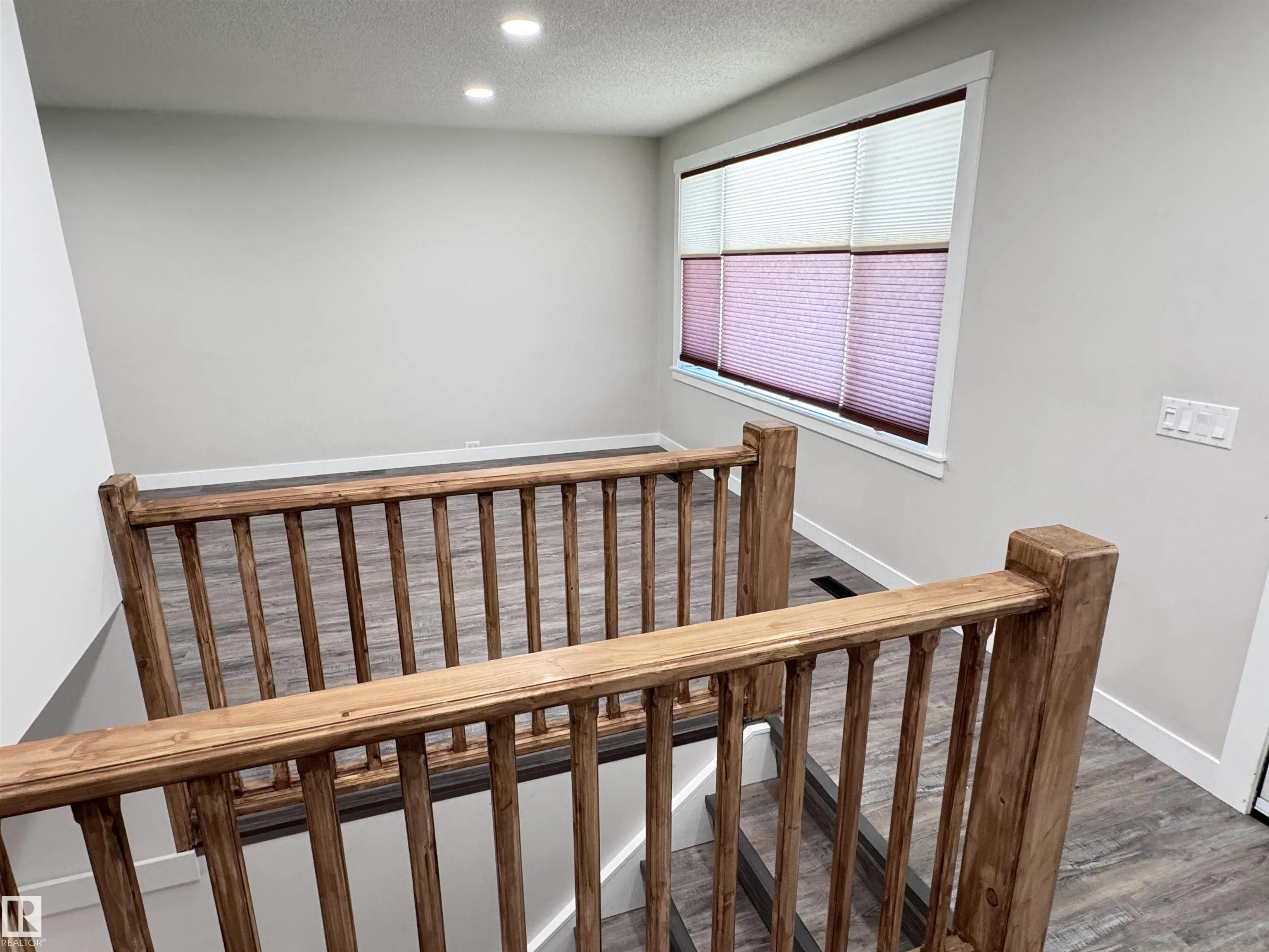 576 SAGE Crescent