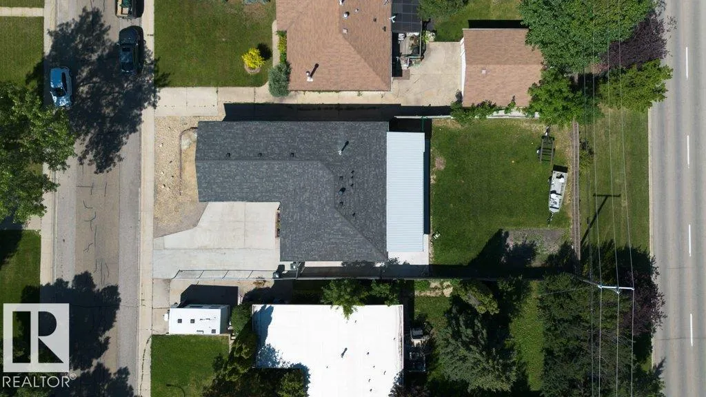 576 SAGE Crescent