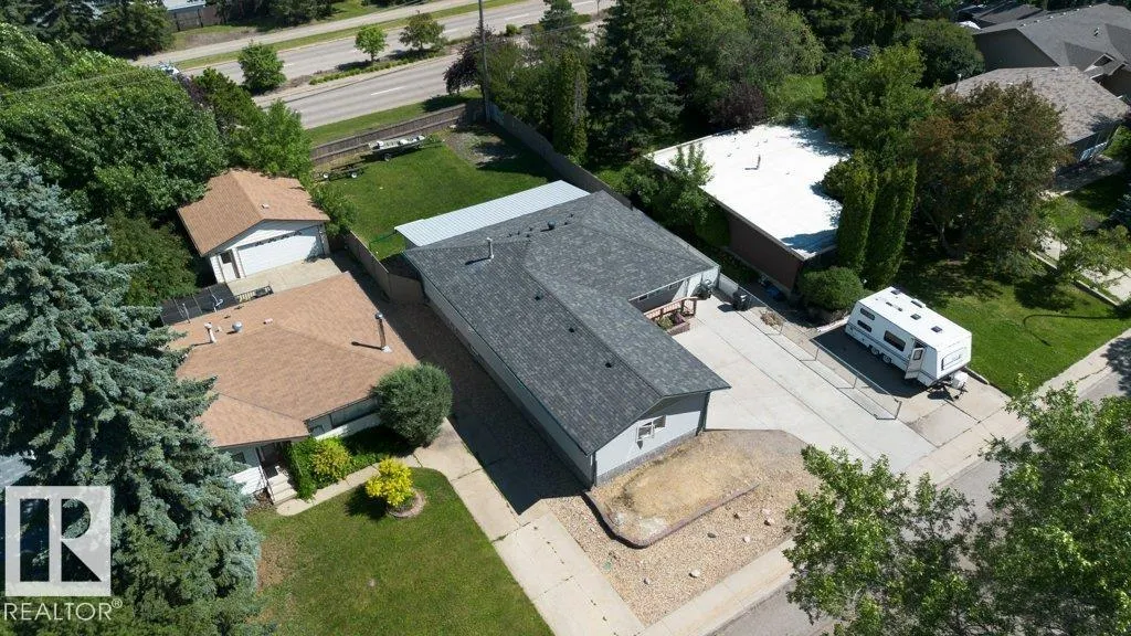 576 SAGE Crescent