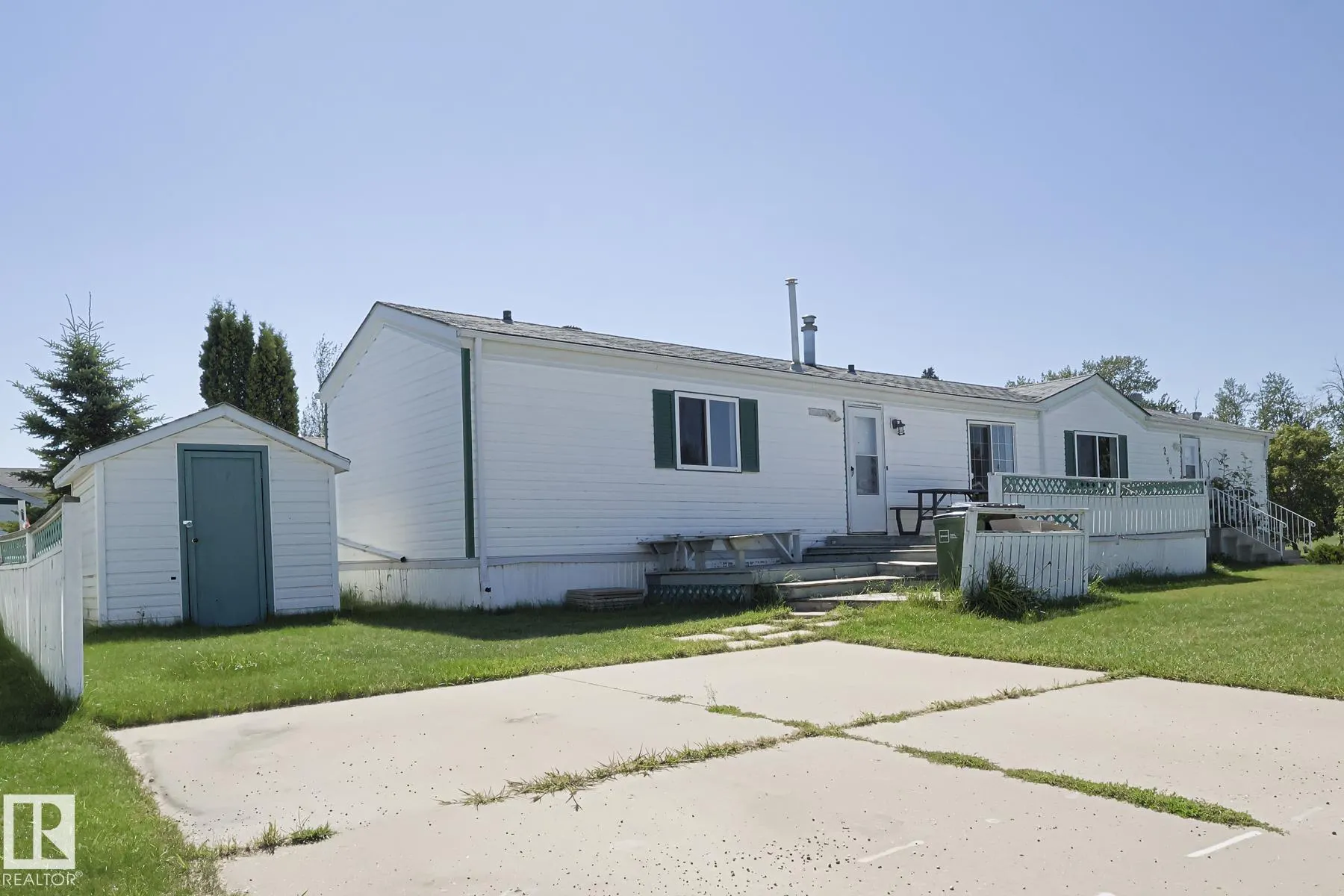 2903 Lakewood Drive