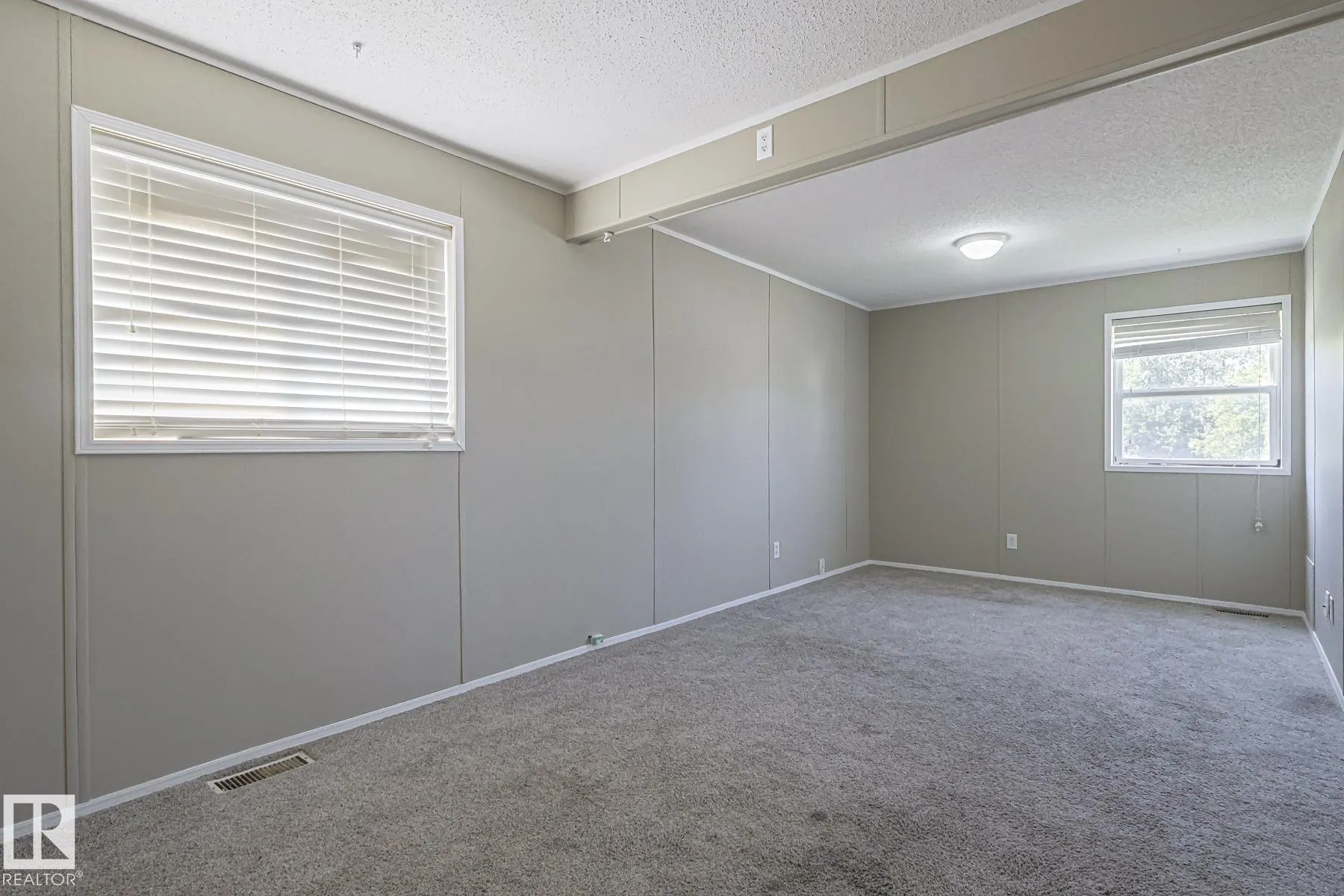 2903 Lakewood Drive
