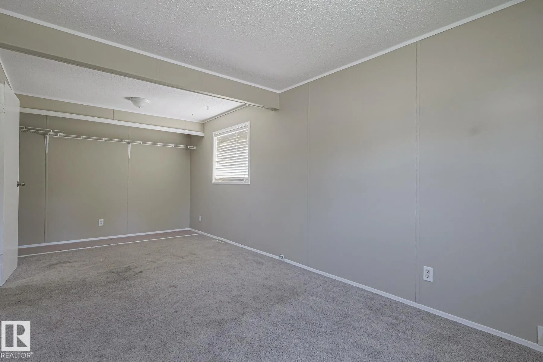 2903 Lakewood Drive
