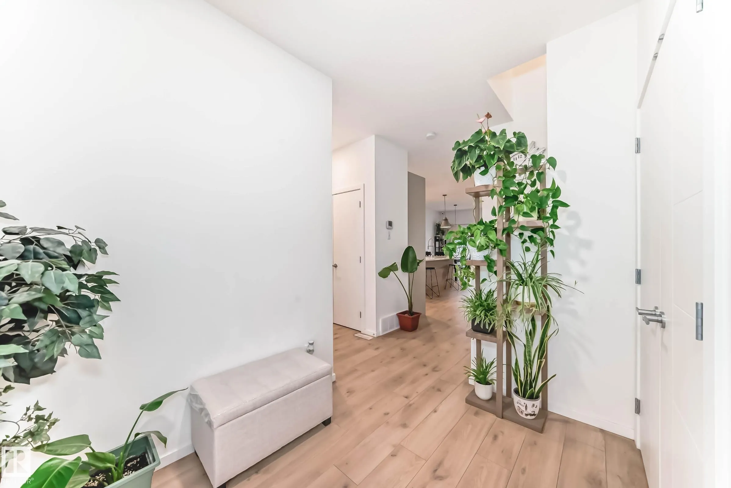 4595 66 St