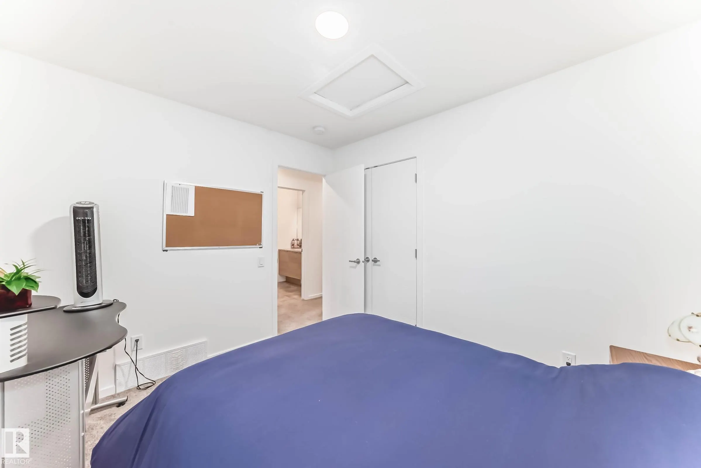4595 66 St