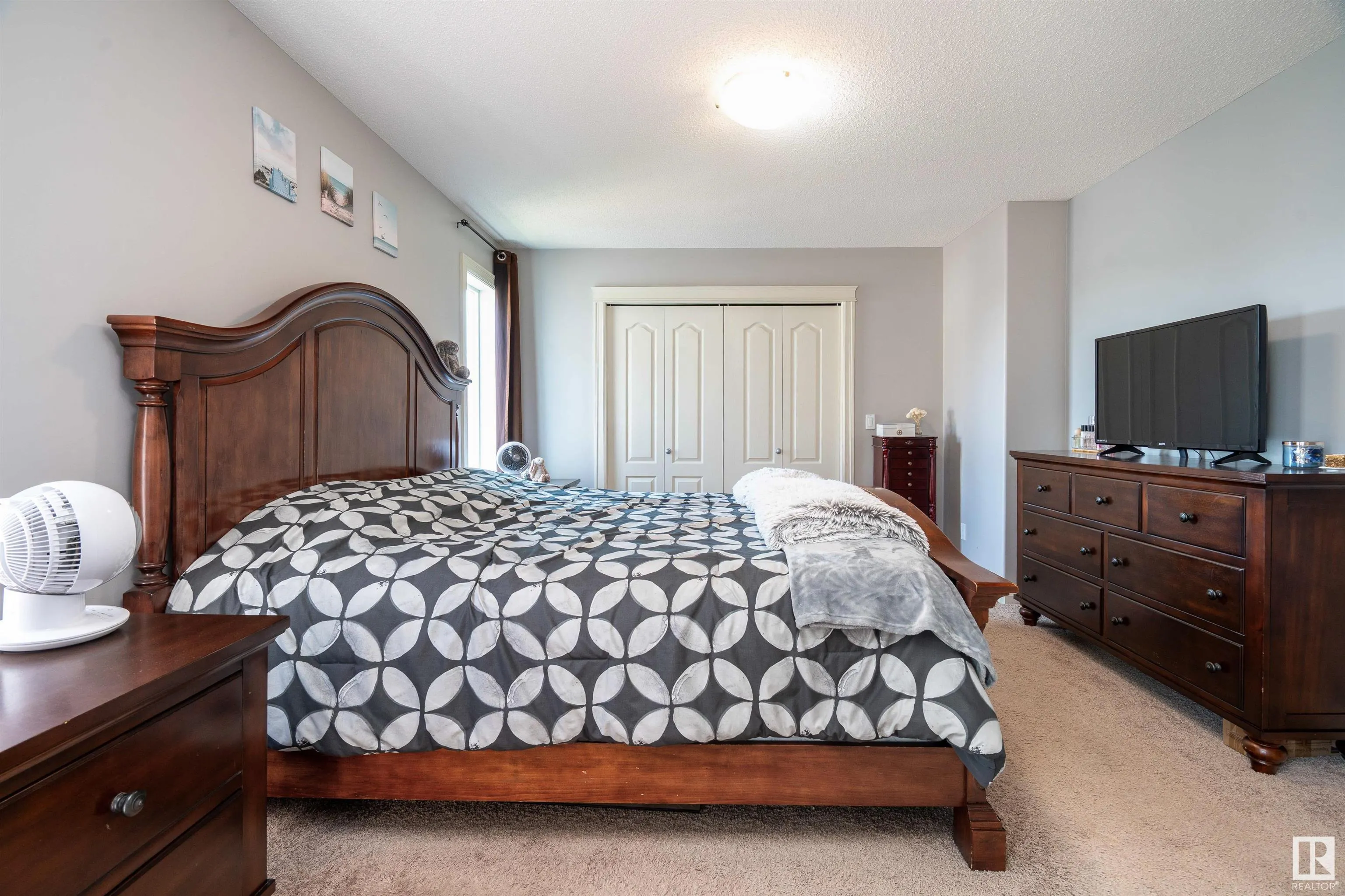 174 WOODBEND Way