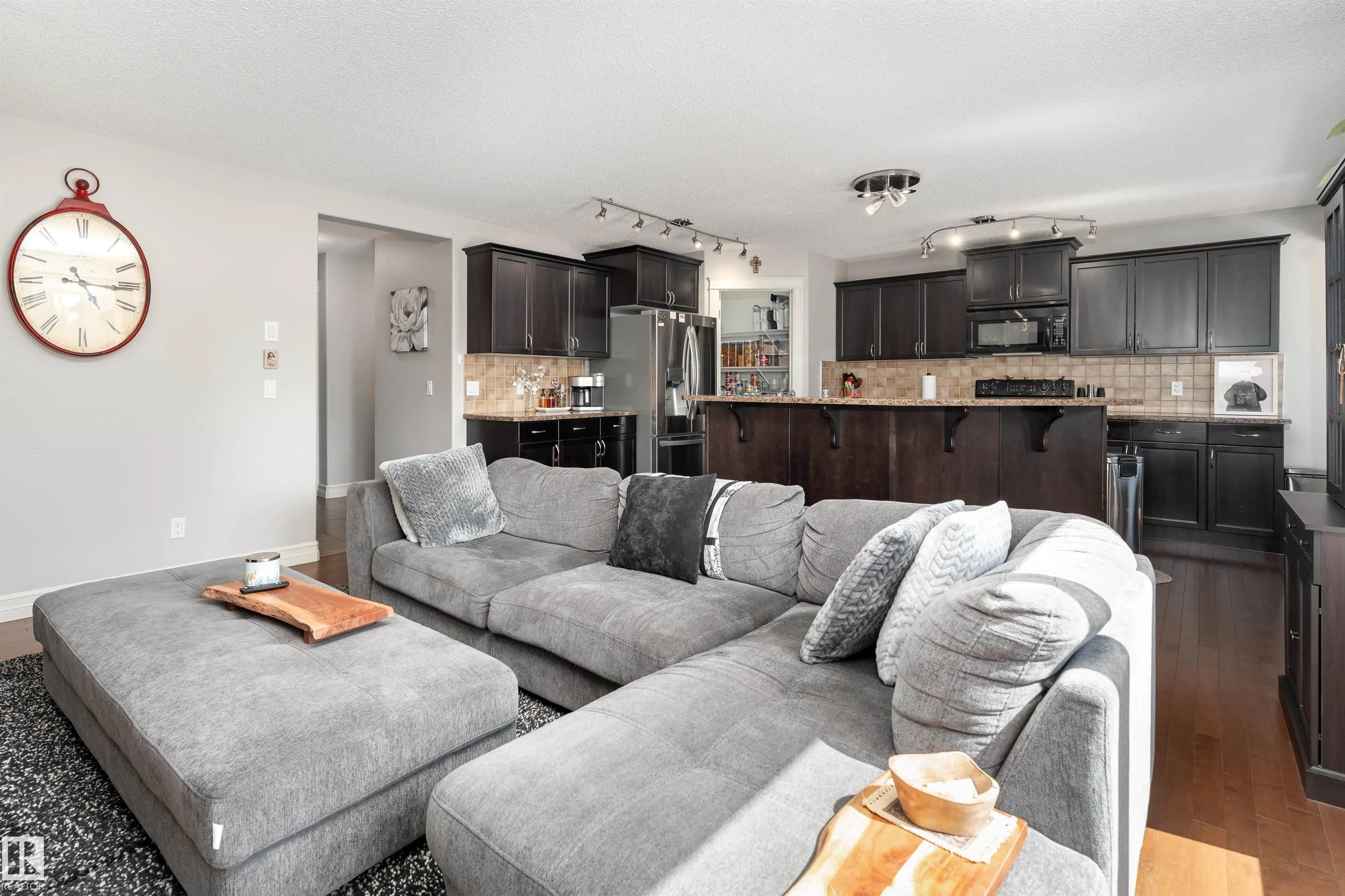 174 WOODBEND Way
