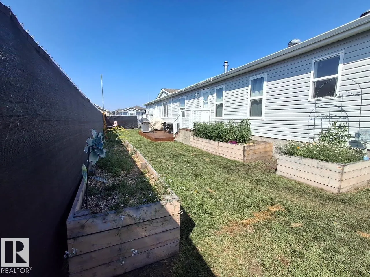 44 JUTLAND Crescent