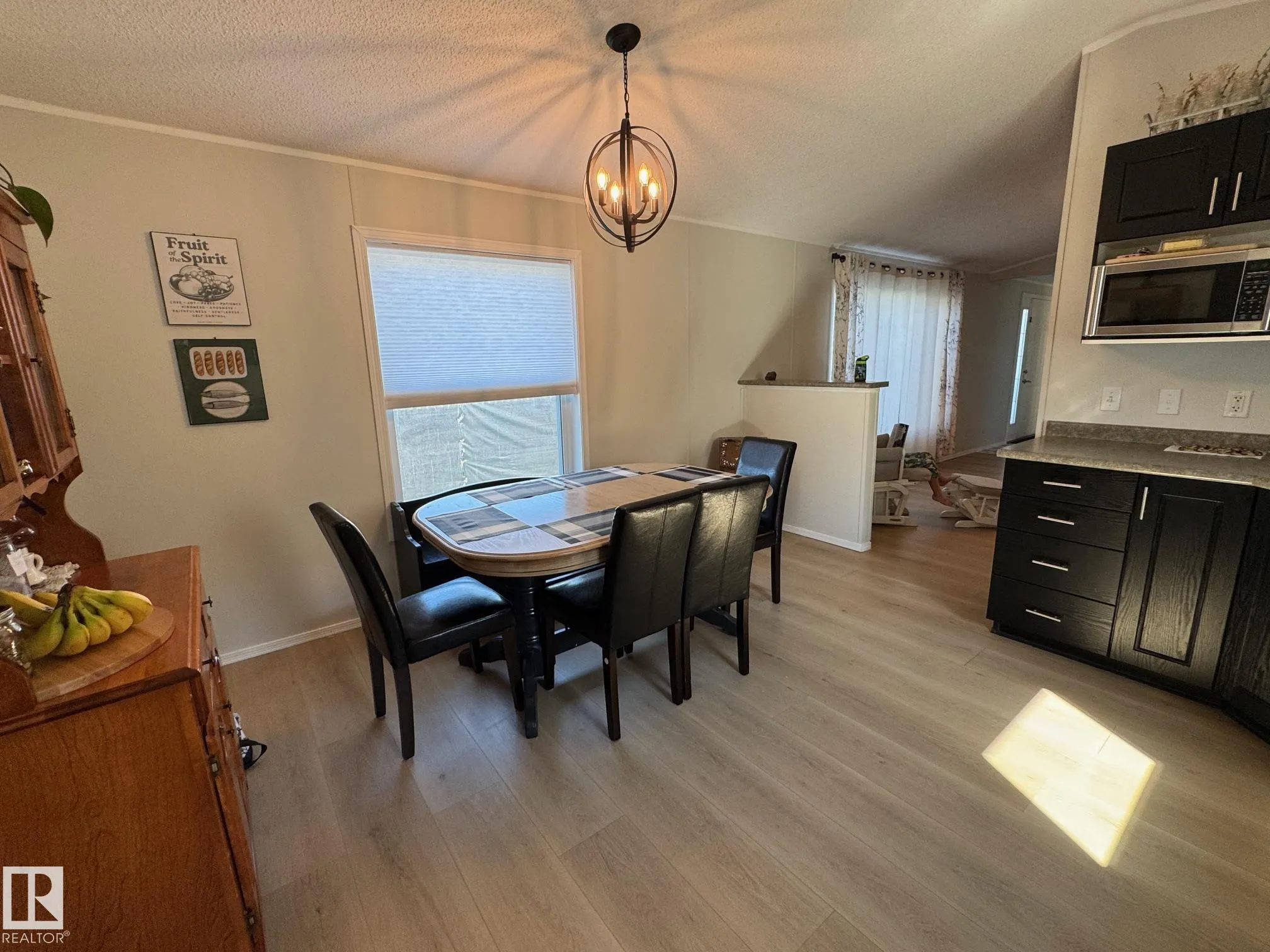 44 JUTLAND Crescent