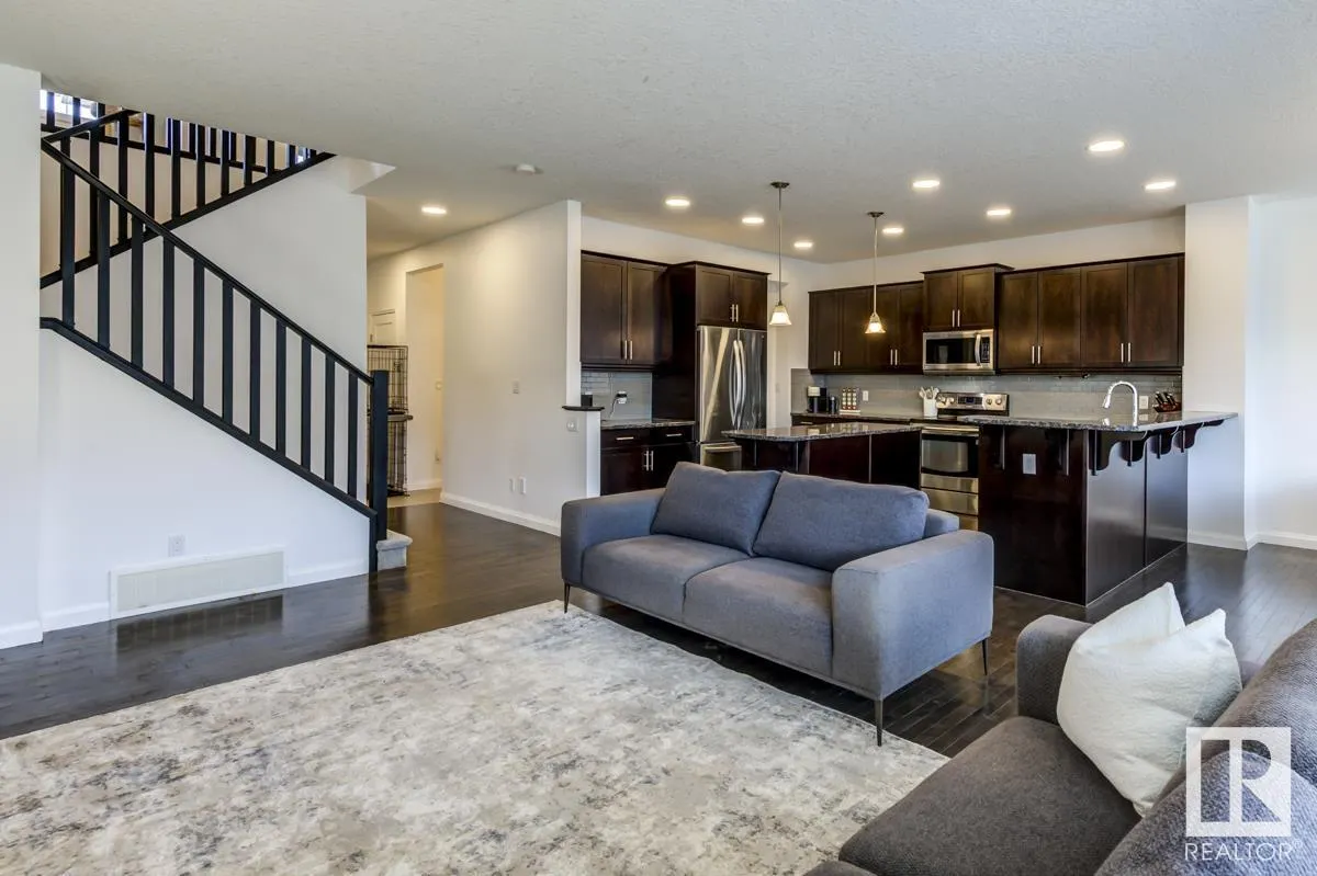 148 BECKER Crescent
