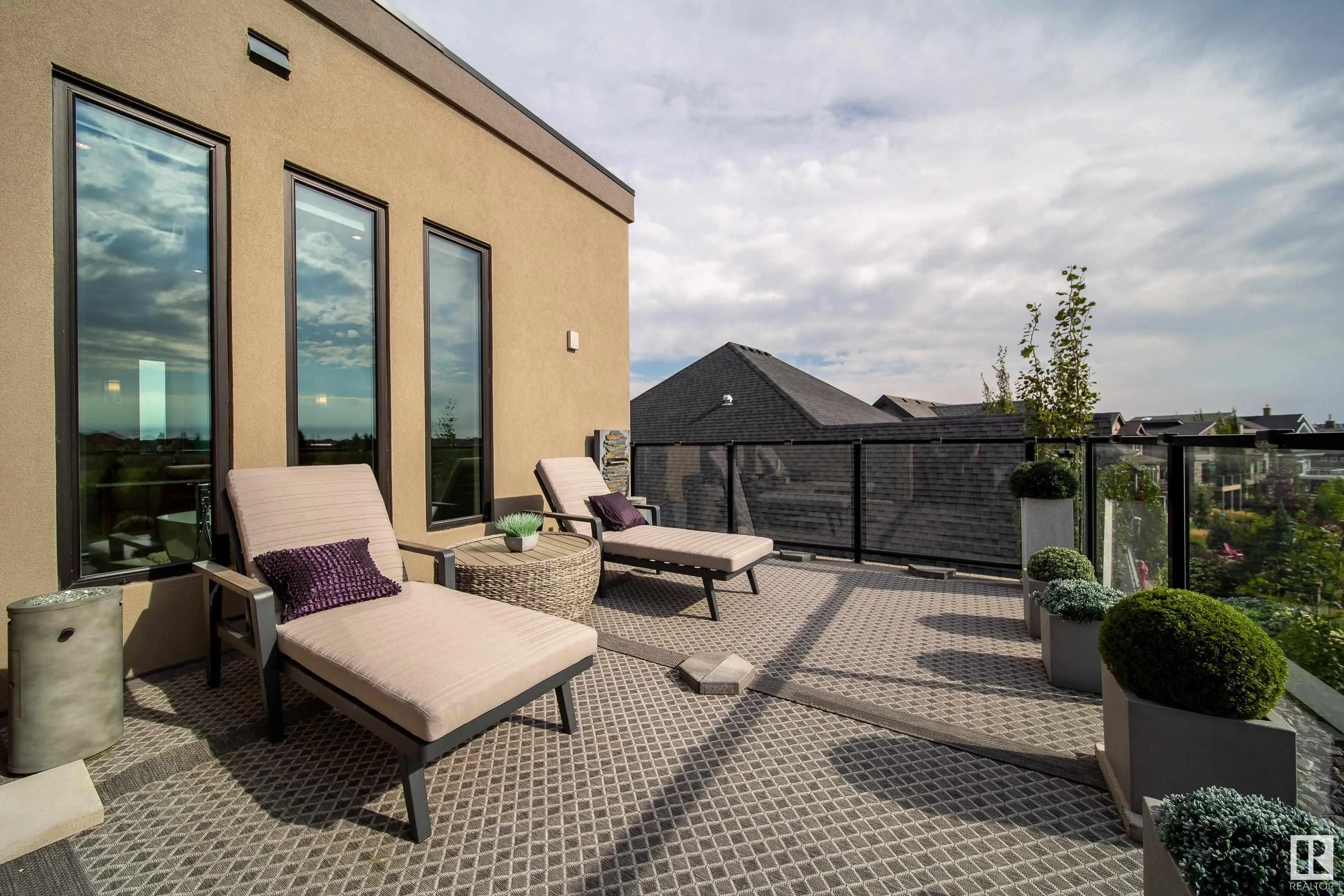 622 HOWATT Drive