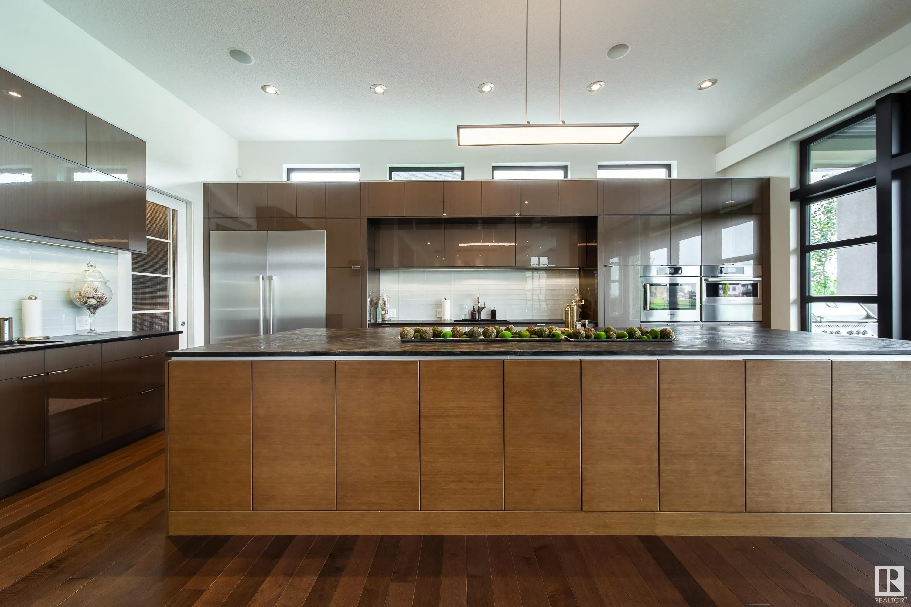 622 HOWATT Drive