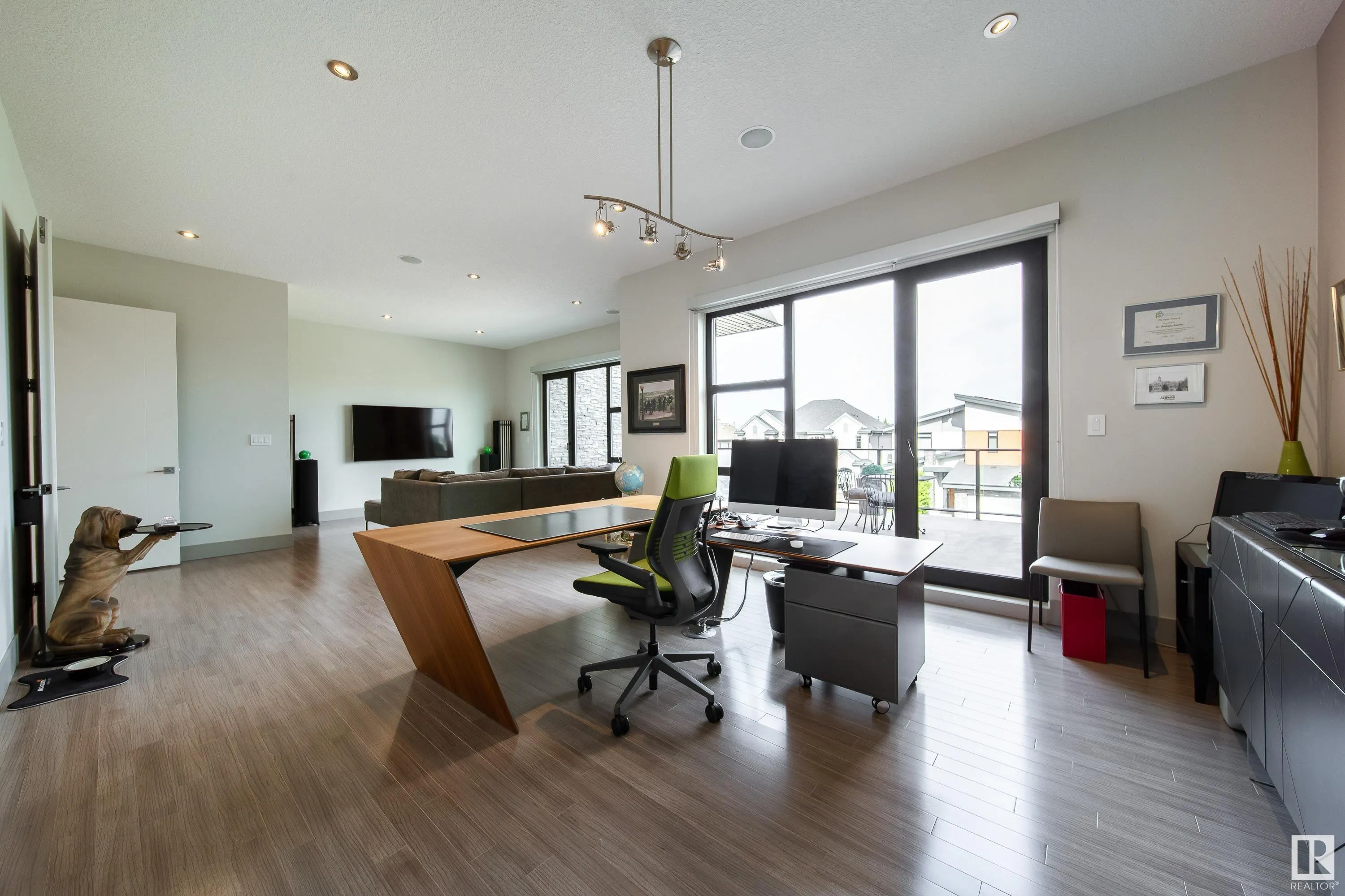 622 HOWATT Drive