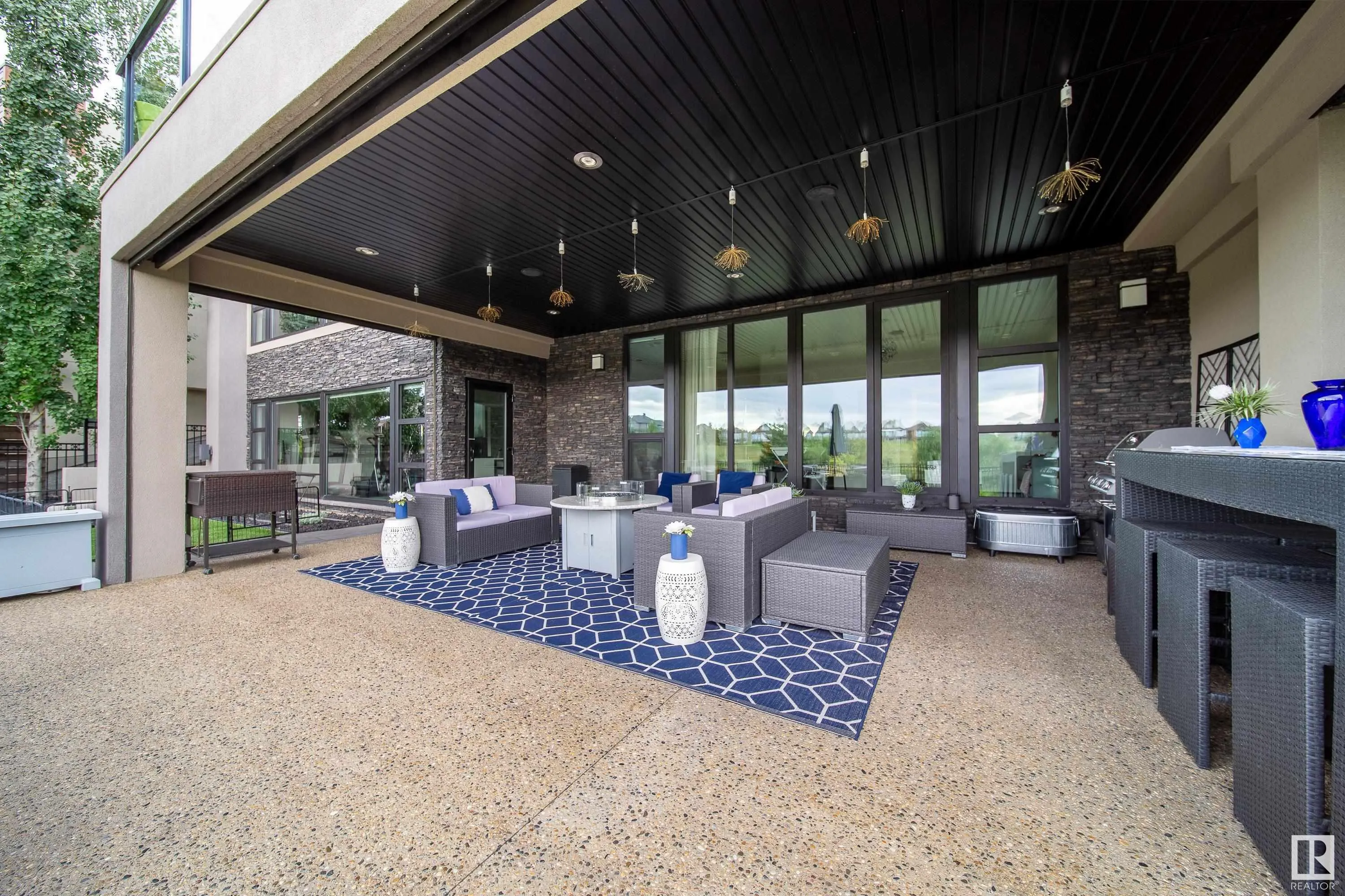 622 HOWATT Drive
