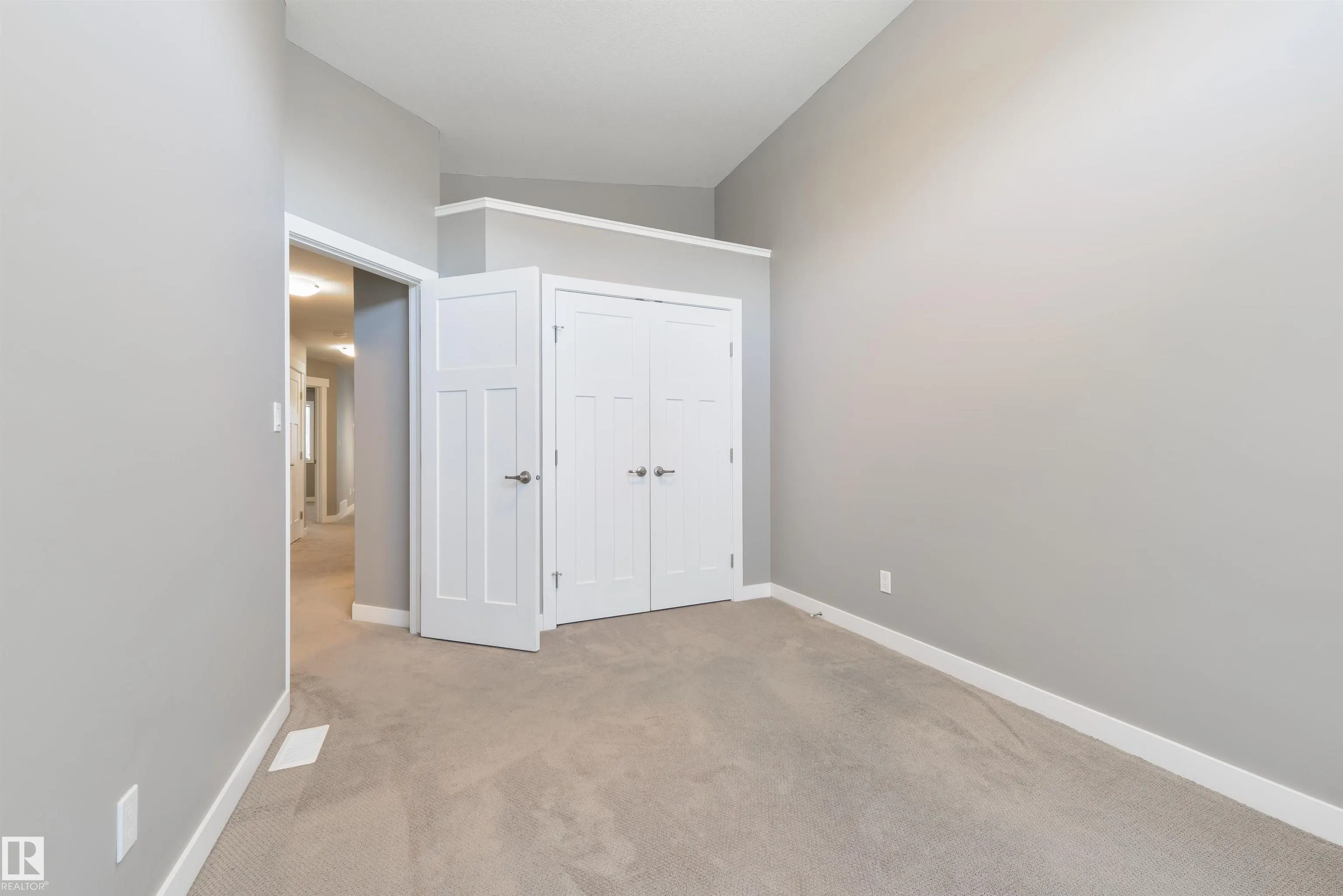 2328 WARE Crescent