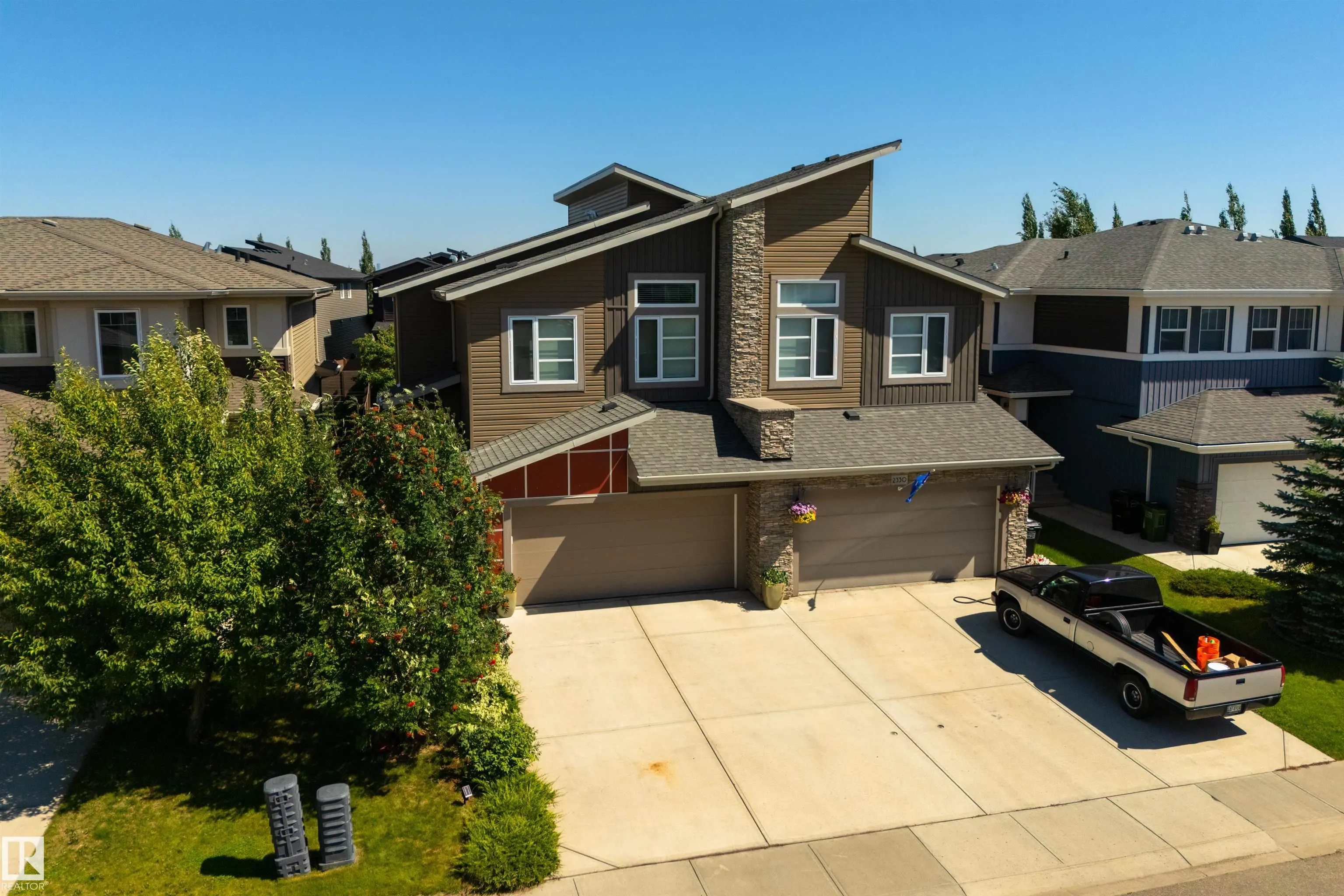 2328 WARE Crescent