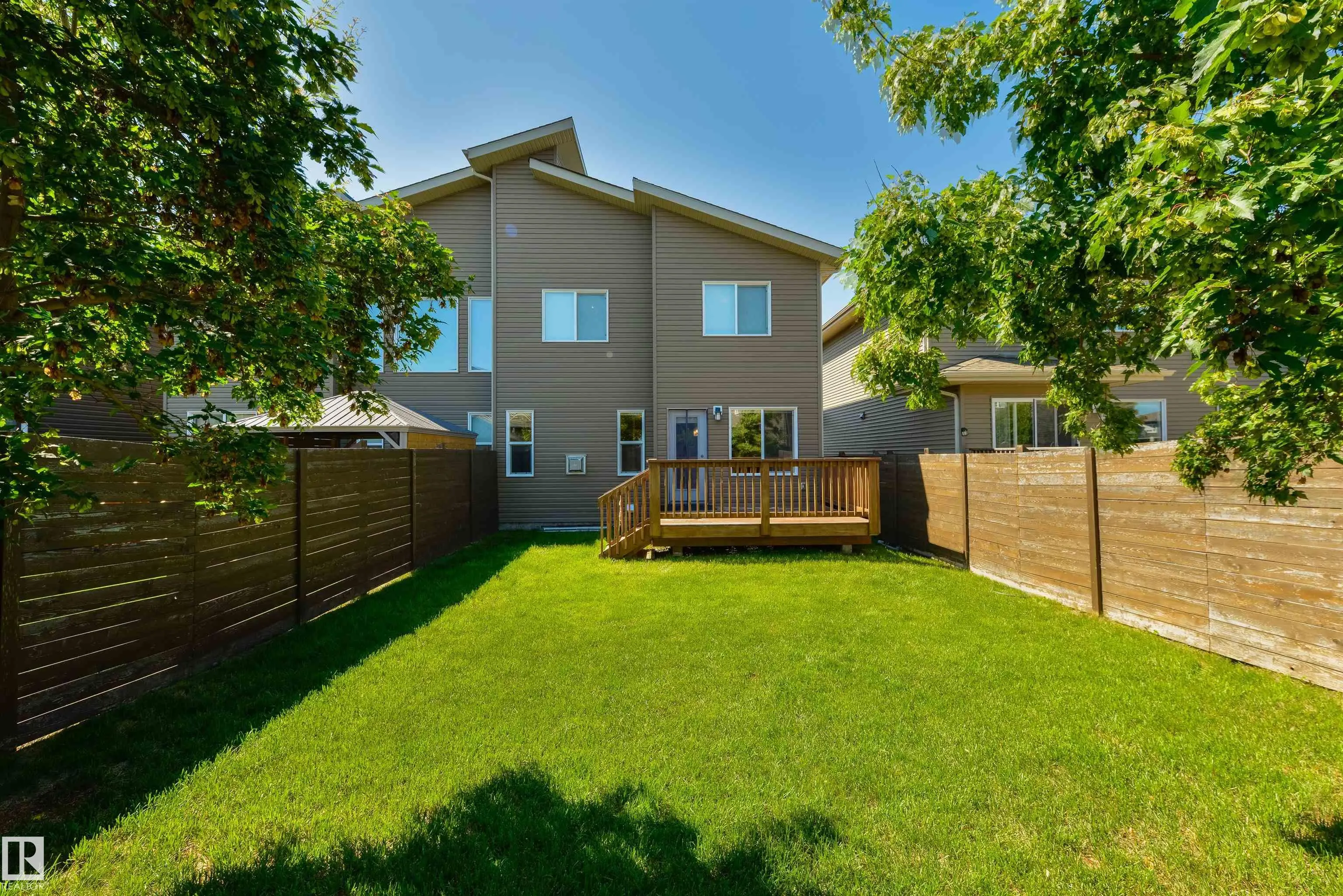2328 WARE Crescent