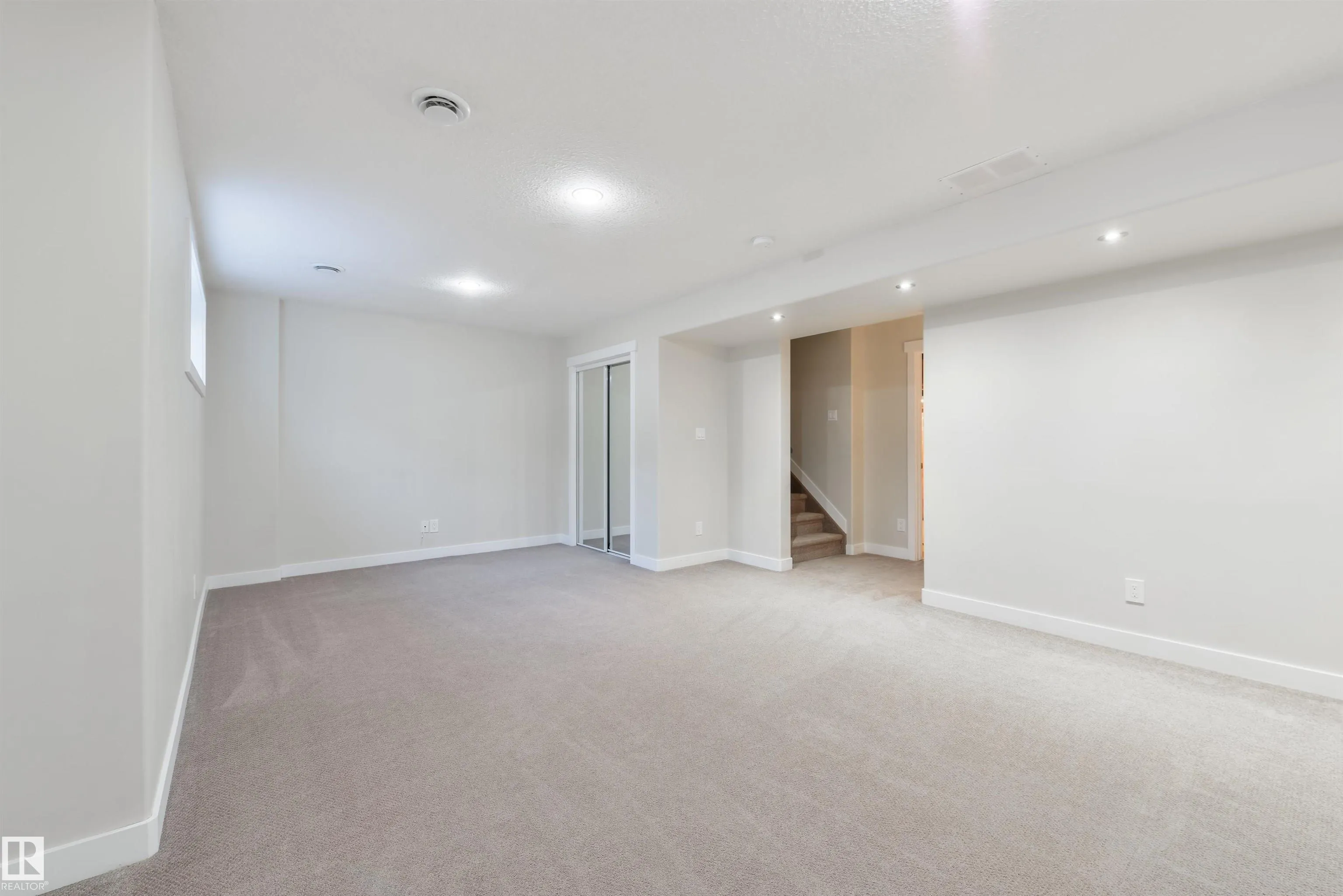 2328 WARE Crescent