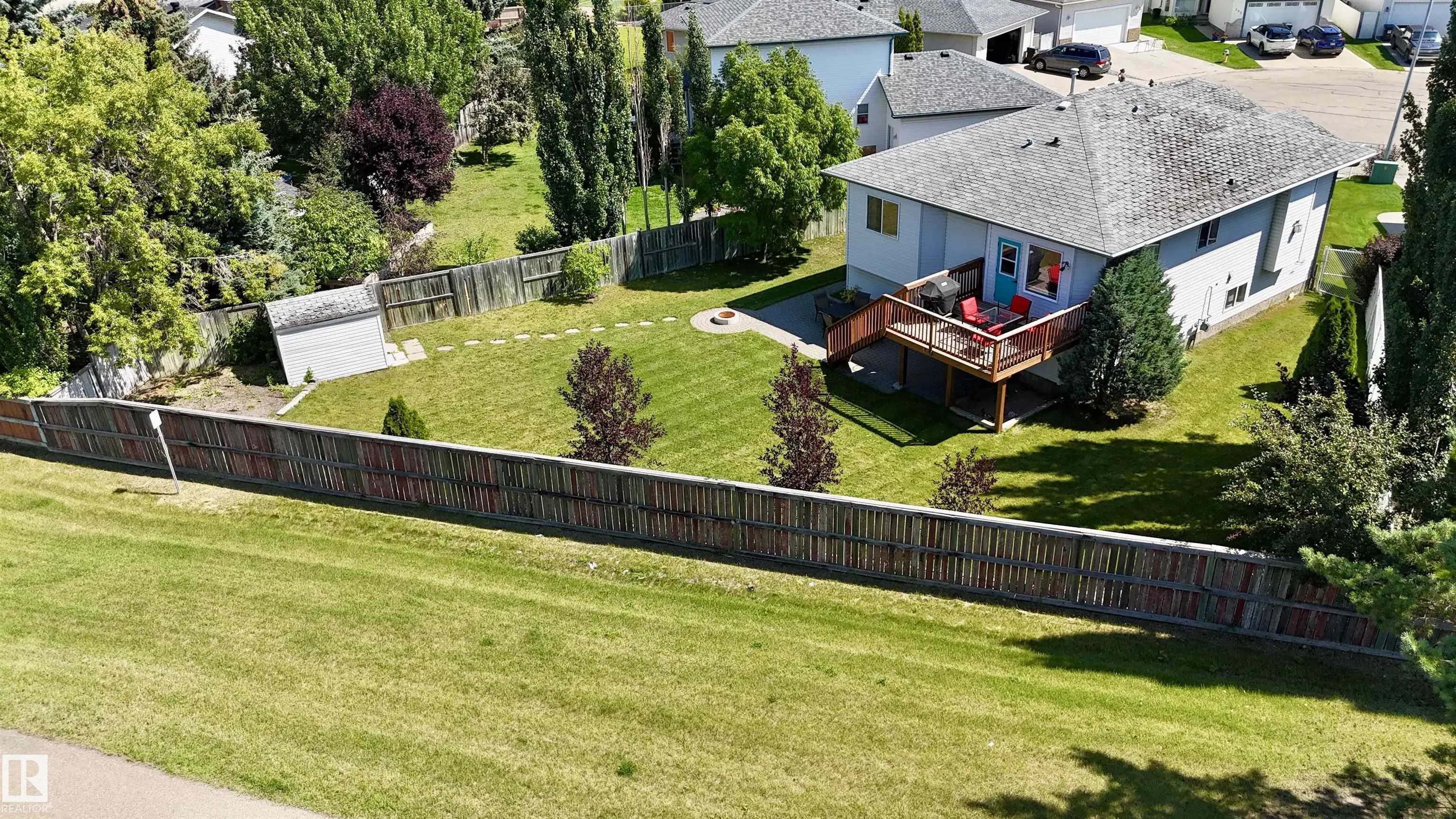606 KANANASKIS Place