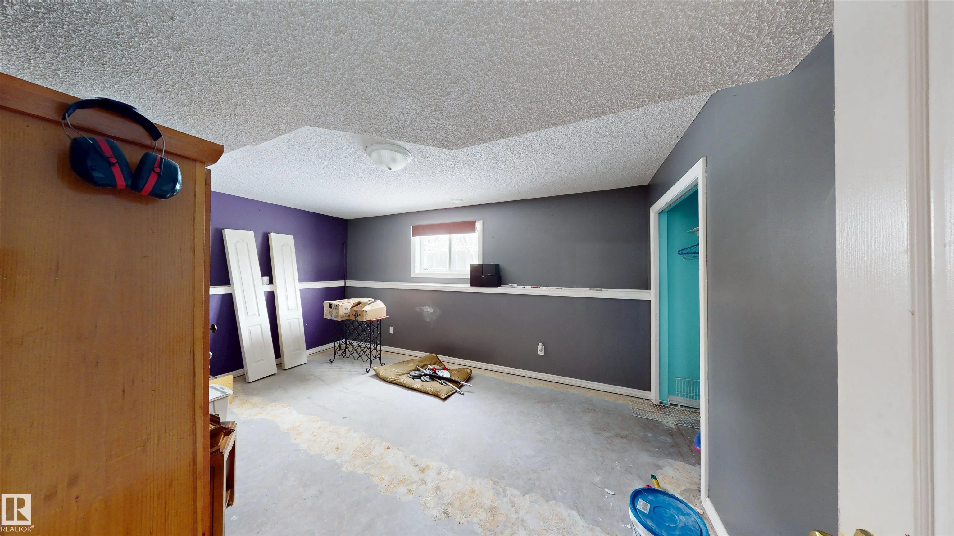 606 KANANASKIS Place