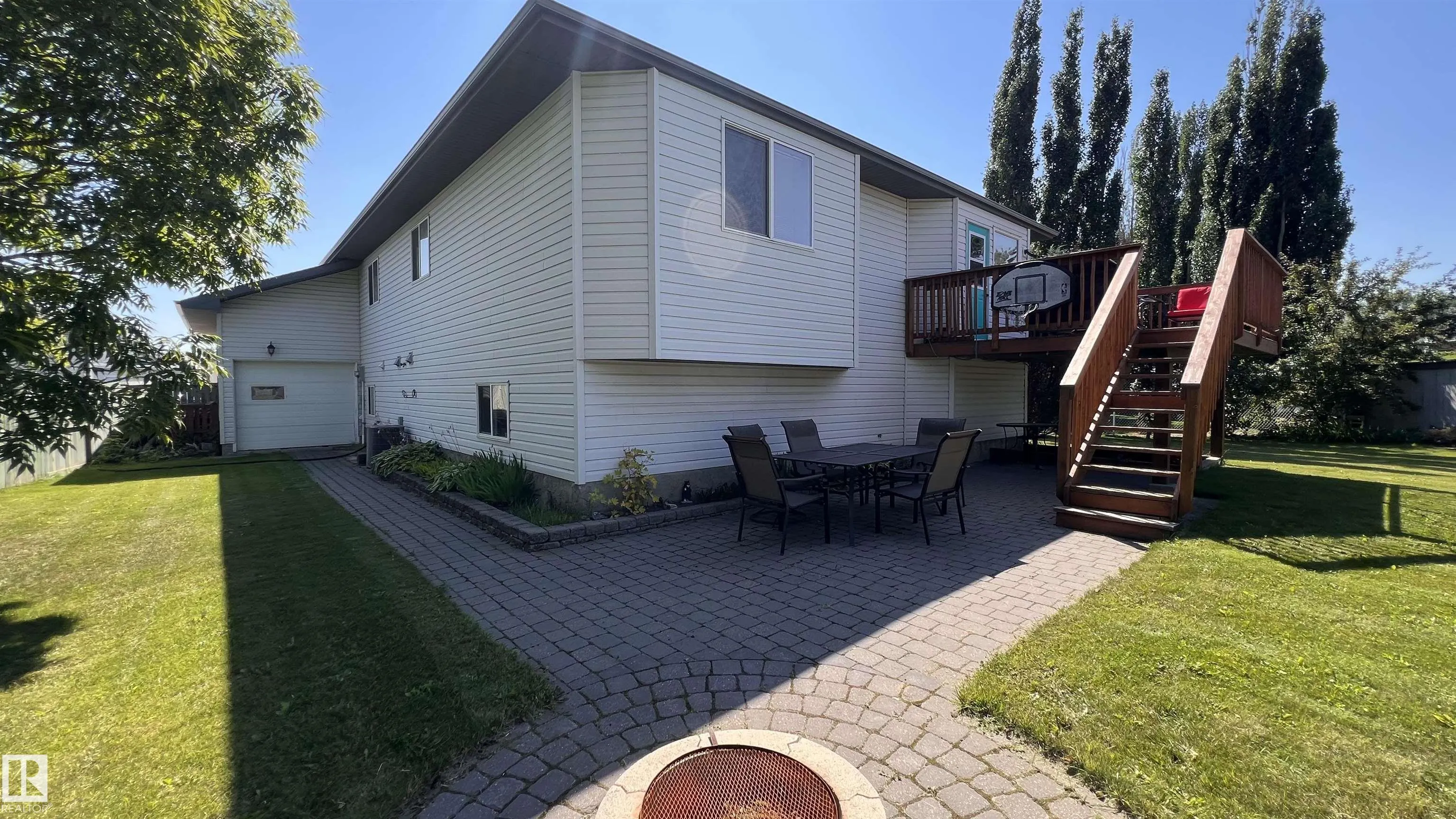 606 KANANASKIS Place