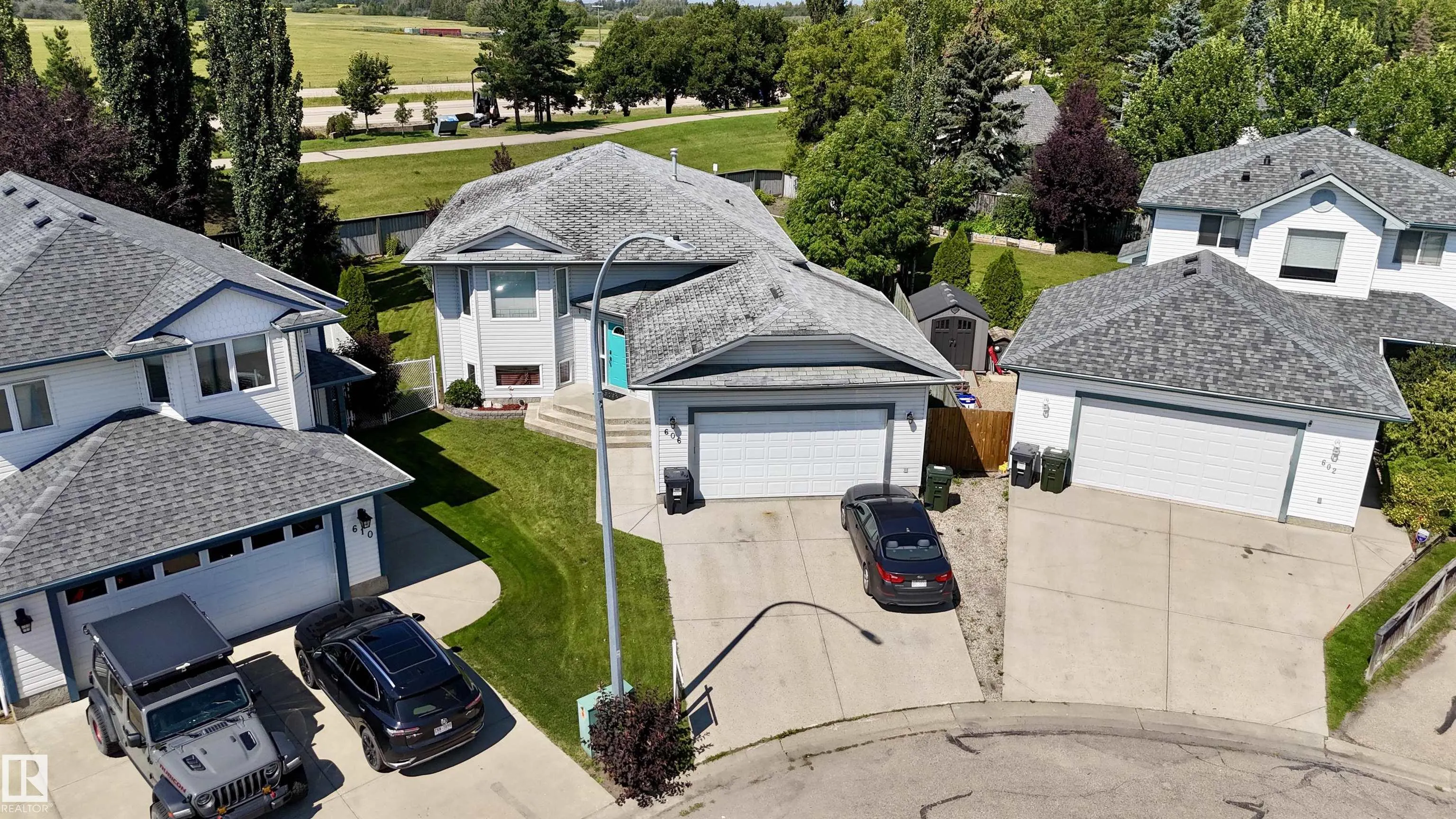 606 KANANASKIS Place