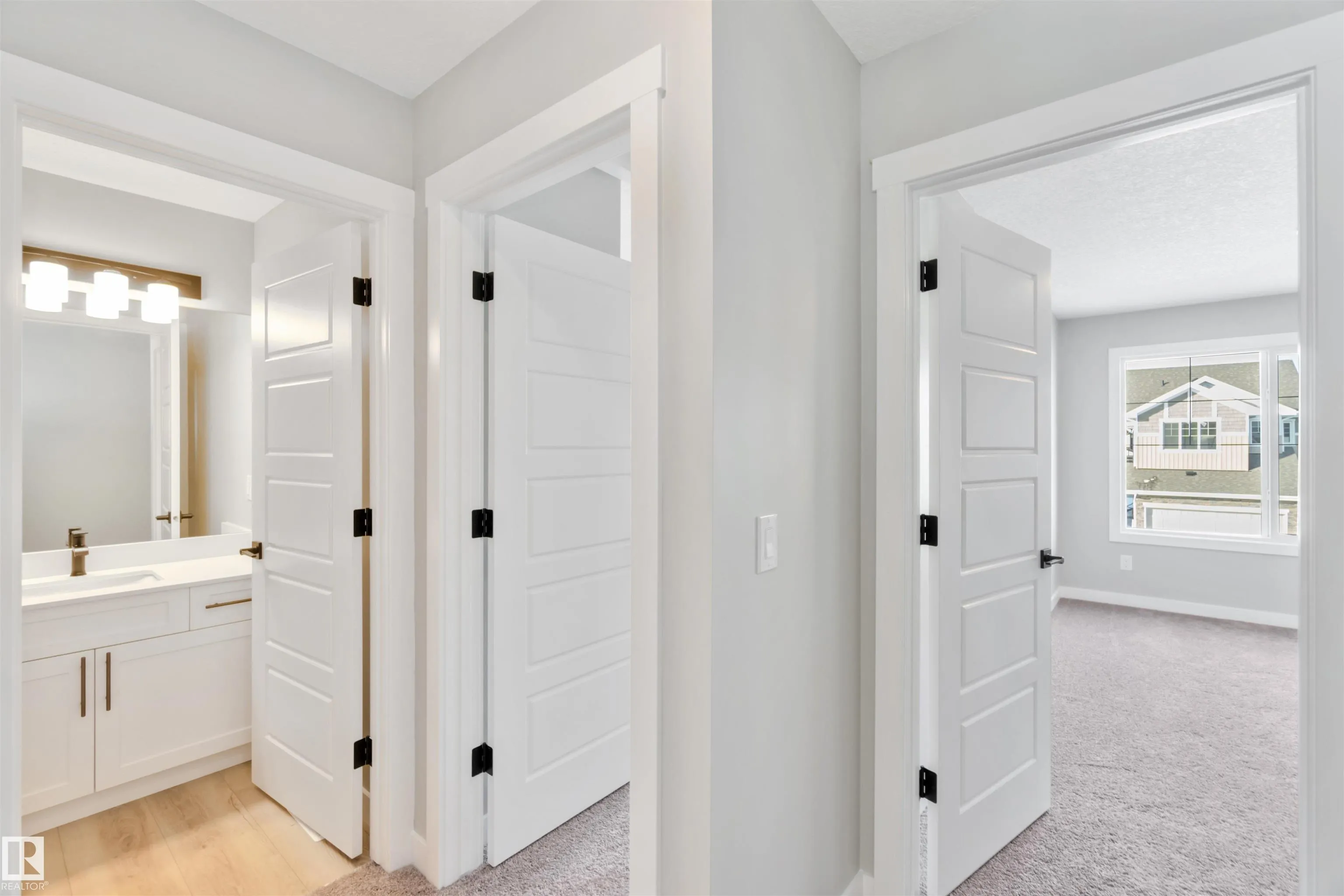 24 Meadowbrook Way