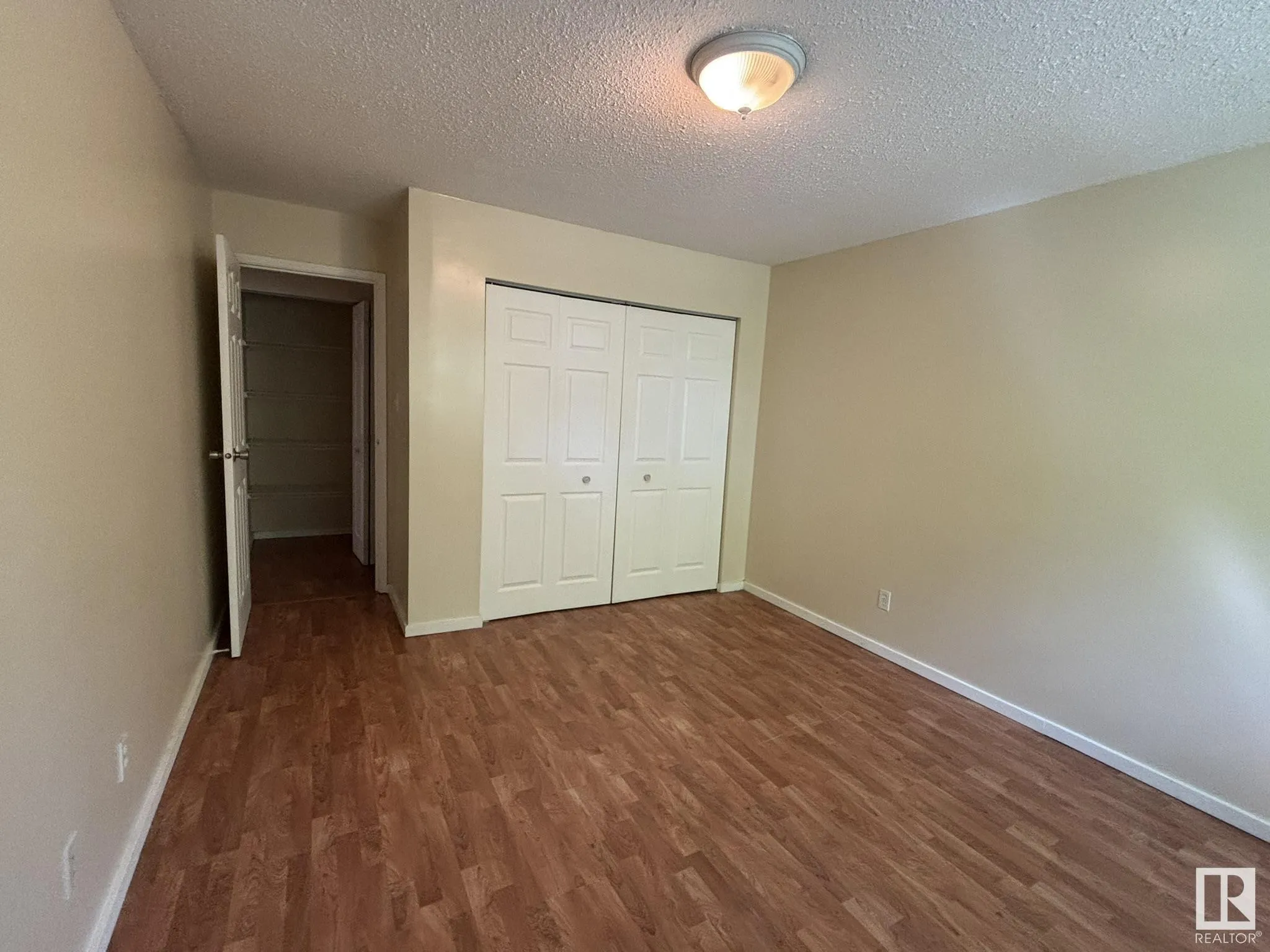 11308 108 Avenue