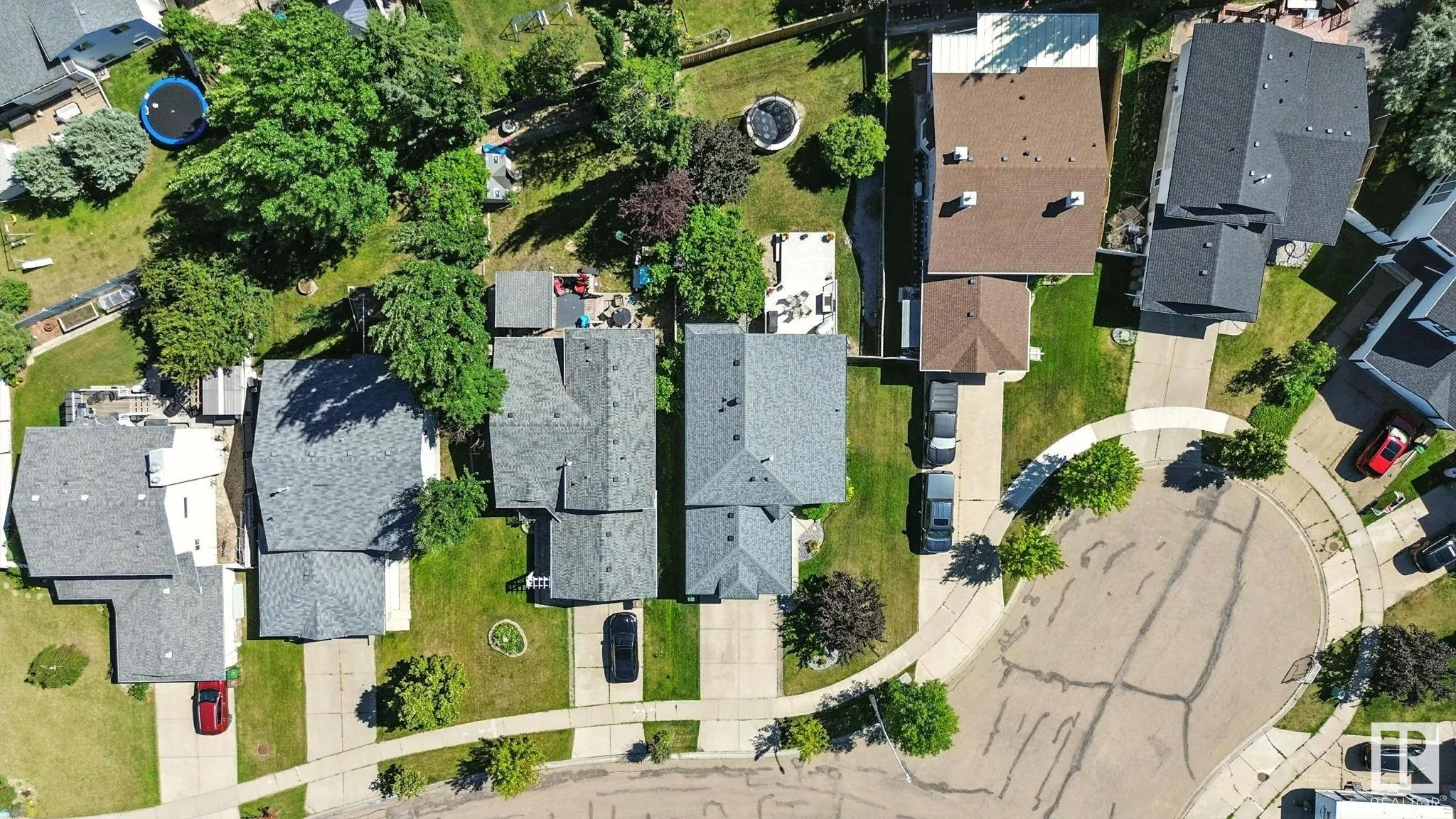 42 DUNDAS Place